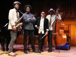 Iván "Melón" Lewis Grupo