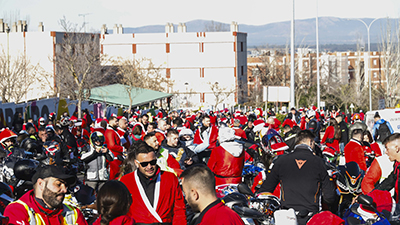 destacada I Papanoelada motera solidaria de Móstoles diciembre 2023