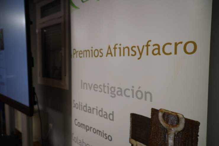 El alcalde asiste al 20 aniversario de AFINSYFACRO (3)