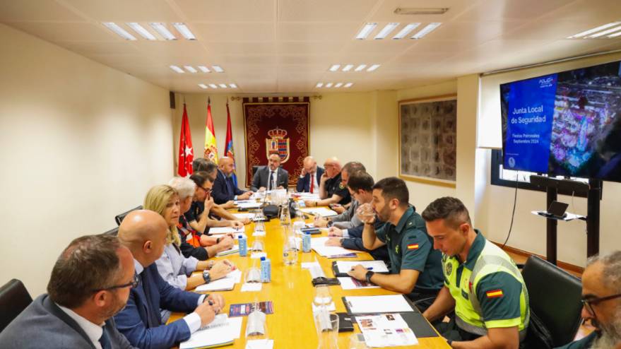 Presentación del Plan Integral de Seguridad para las Fiestas Patronales (4)