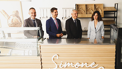 destacada El alcalde recibe a Ayuso en el Centro Integrado de Formación Profesional Simone Ortega de Móstoles (3) copia