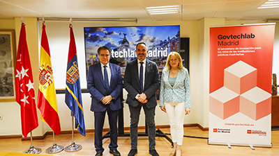 destacada El alcalde rubrica la firma de adhesión al proyecto Govtechlab Madrid (5) copia