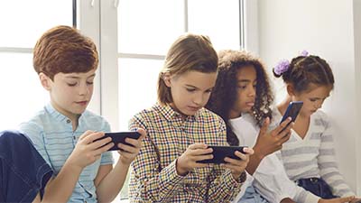 destacada Cartel Escuela de Familias