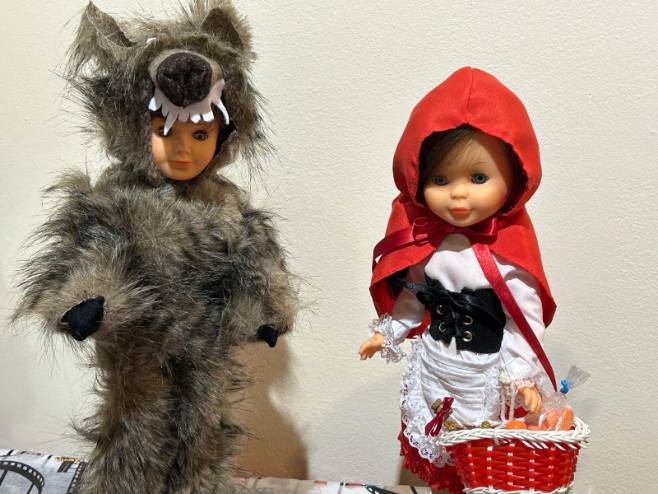Muñecas Nancy recaudan en Móstoles cerca de 2.700 euros para luchar contra el cáncer infantil (2)