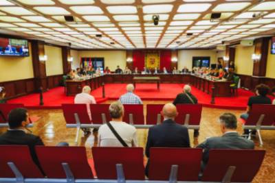 El Pleno de Móstoles aboga por la igualdad de todos los ciudadanos (1)