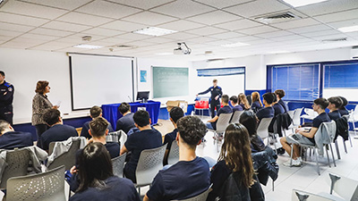destacada ENTREGA DIPLOMAS 4 ESO EMPRESA POLICIA LOCAL