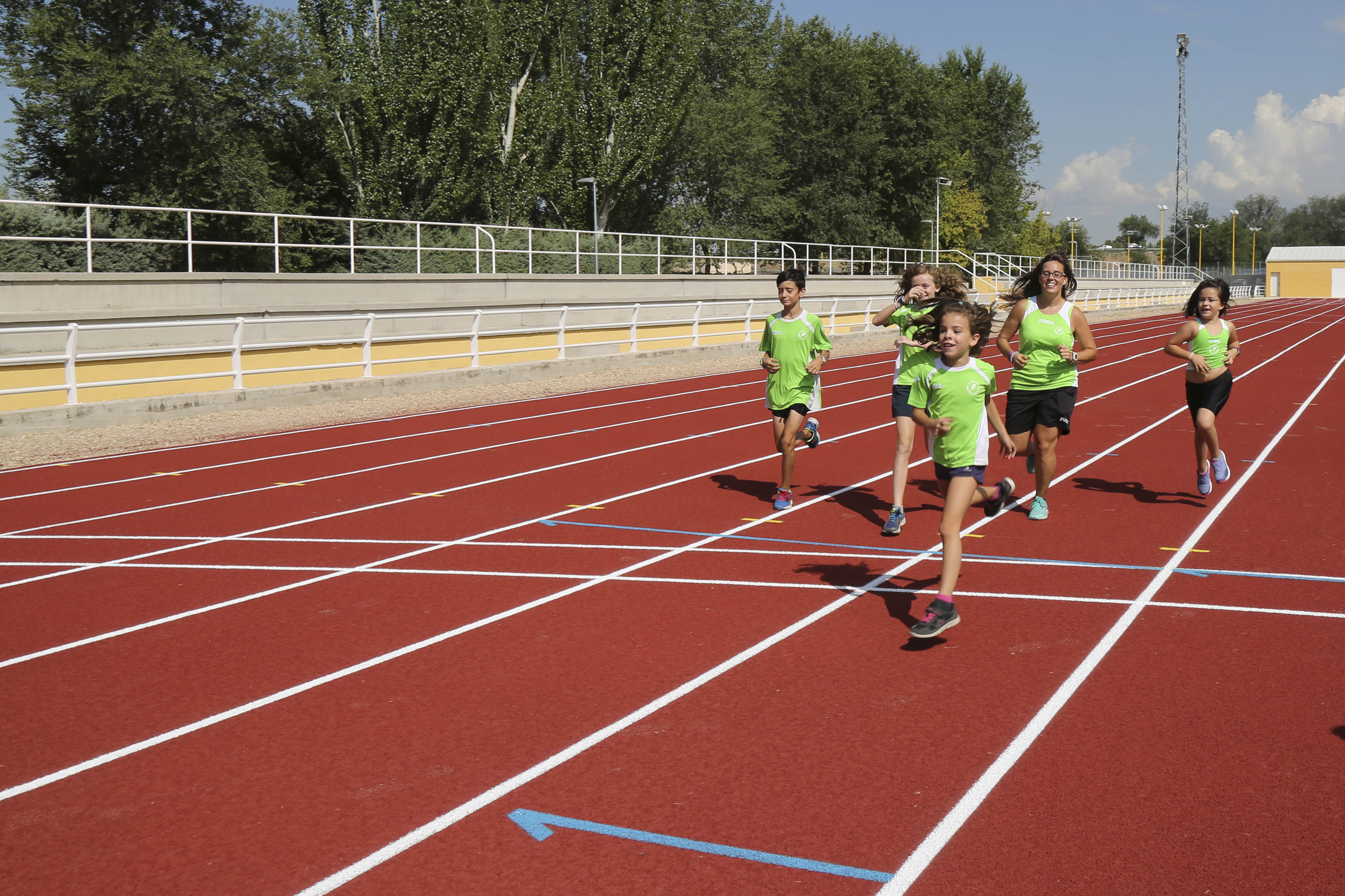 pistas atletismo y tenis