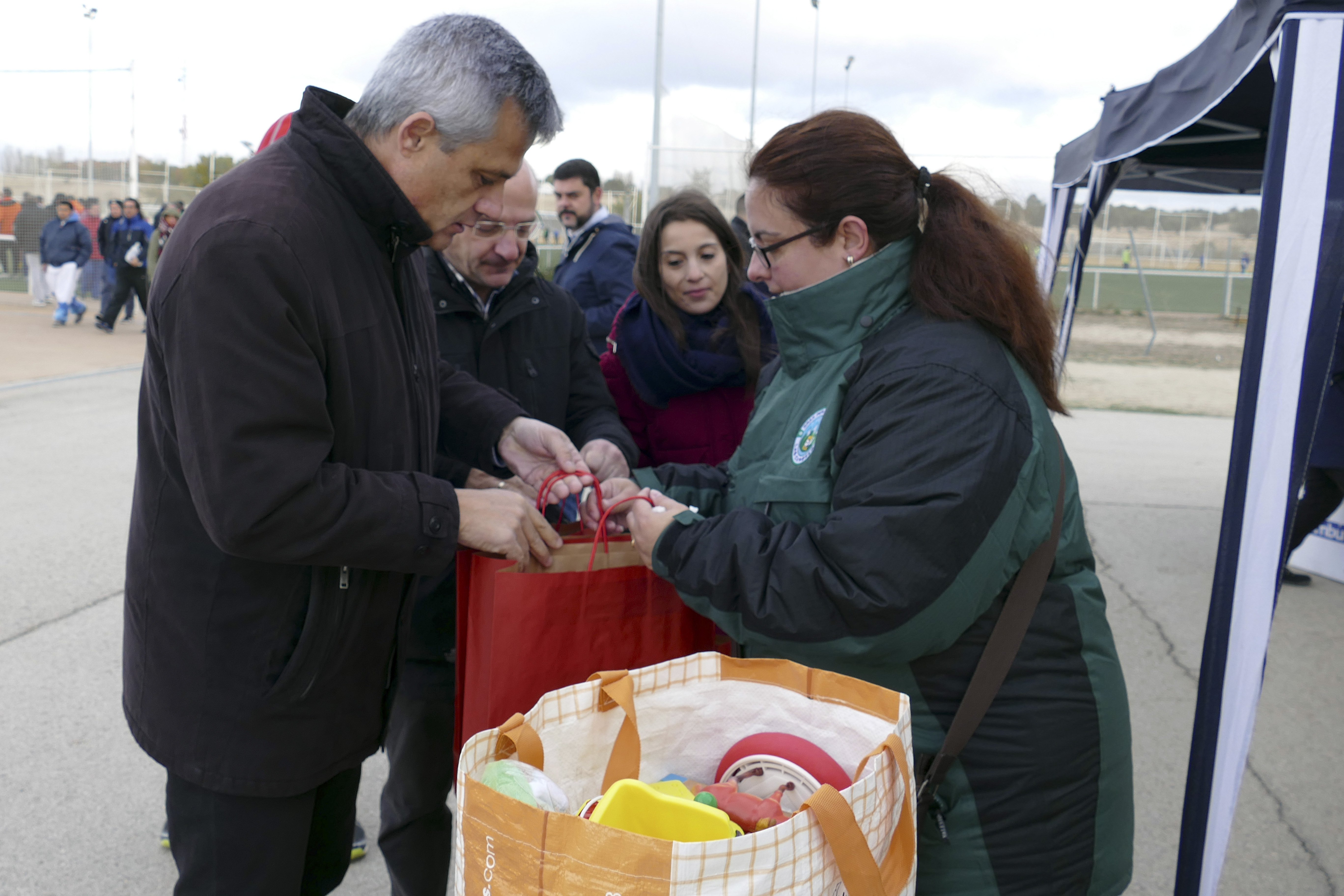 torneo solidario un jueguete una sonrisa 1
