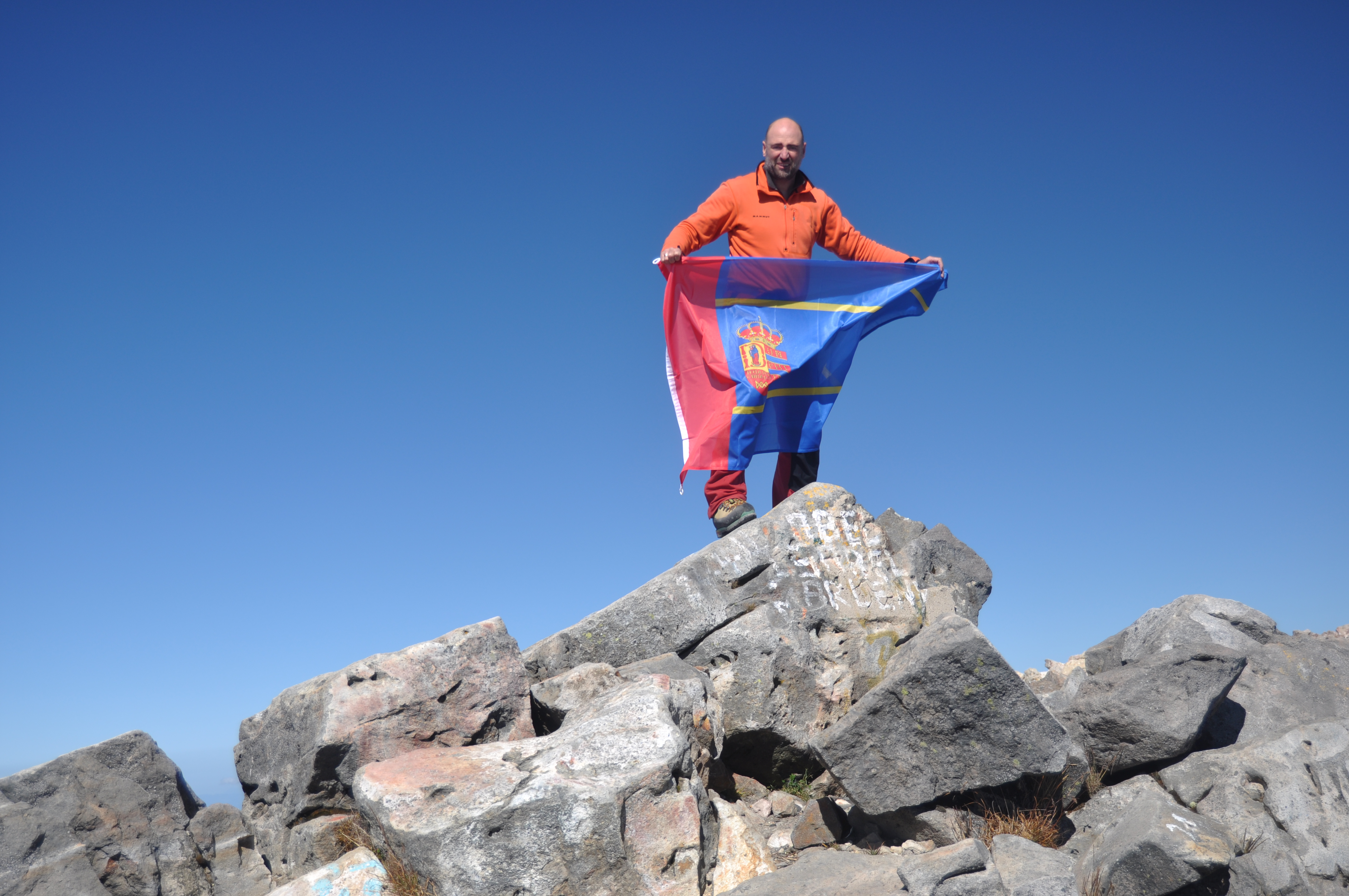 Juan Atienza en la cima Tajumulco
