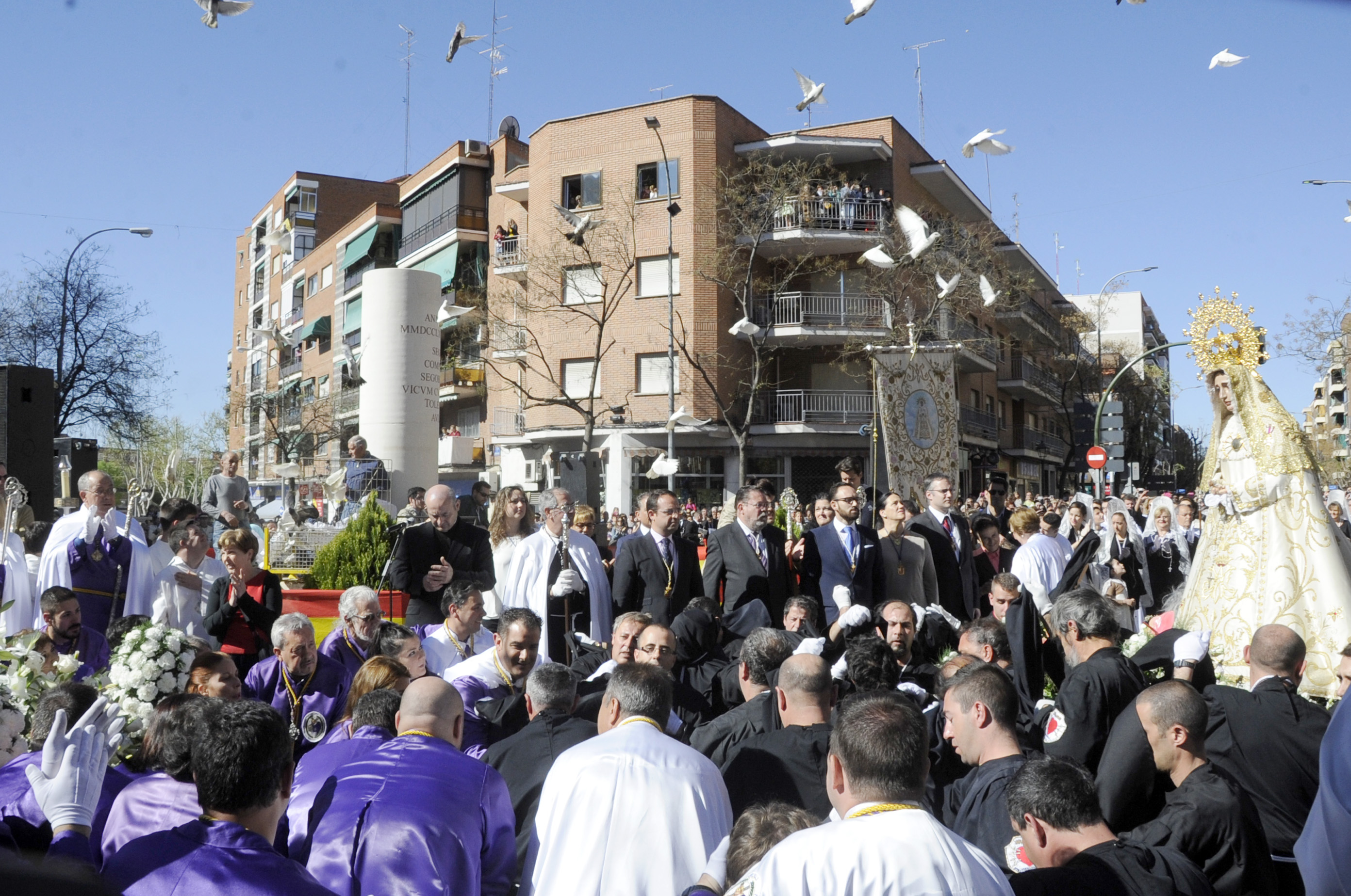 Procesión del Encuentro 16