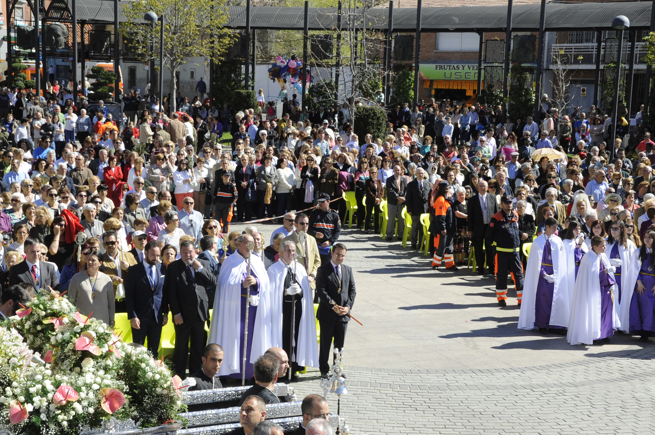 Procesión del Encuentro 35