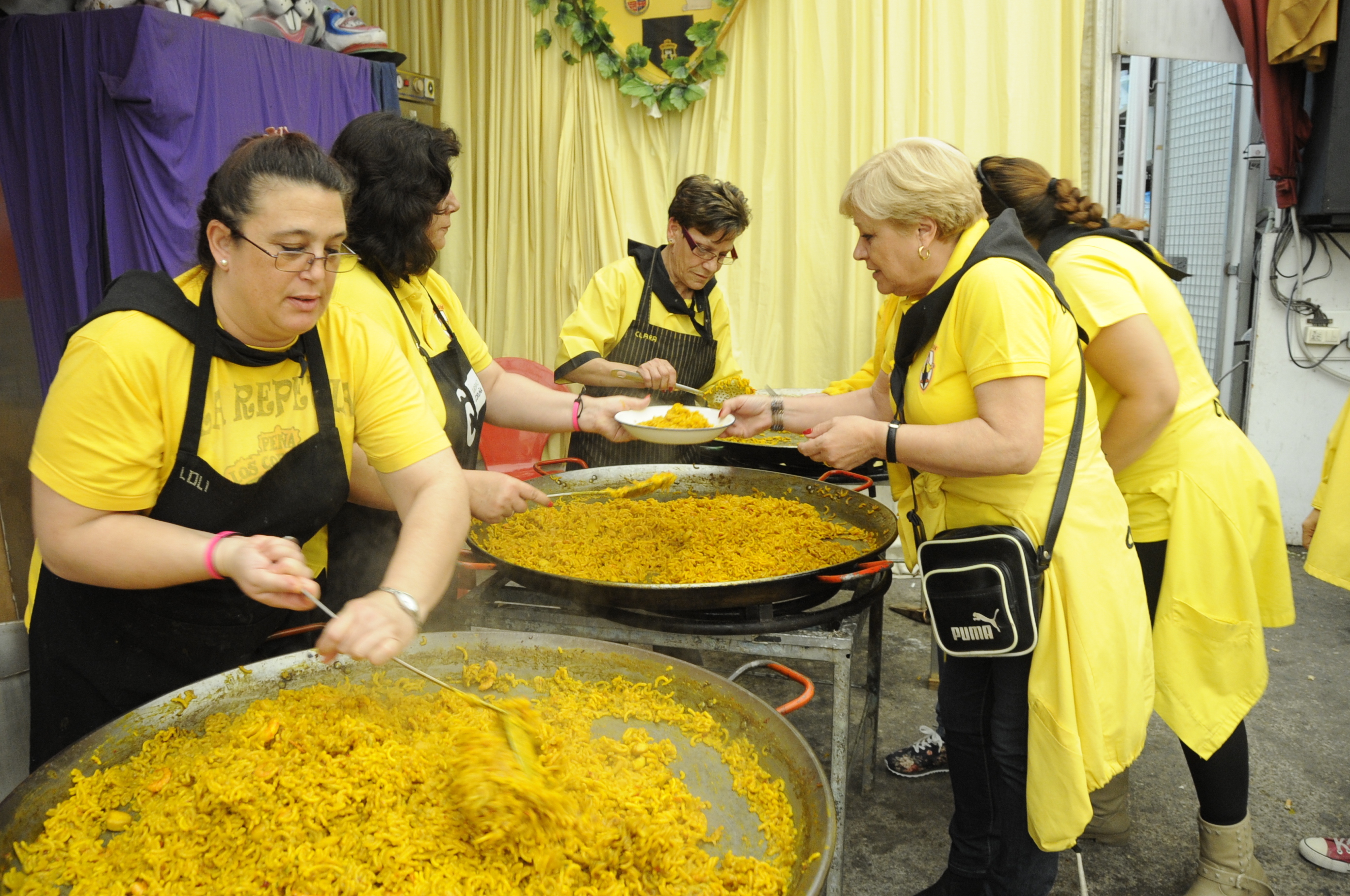 COMIDA PEÑA LOS CORBATOS_4