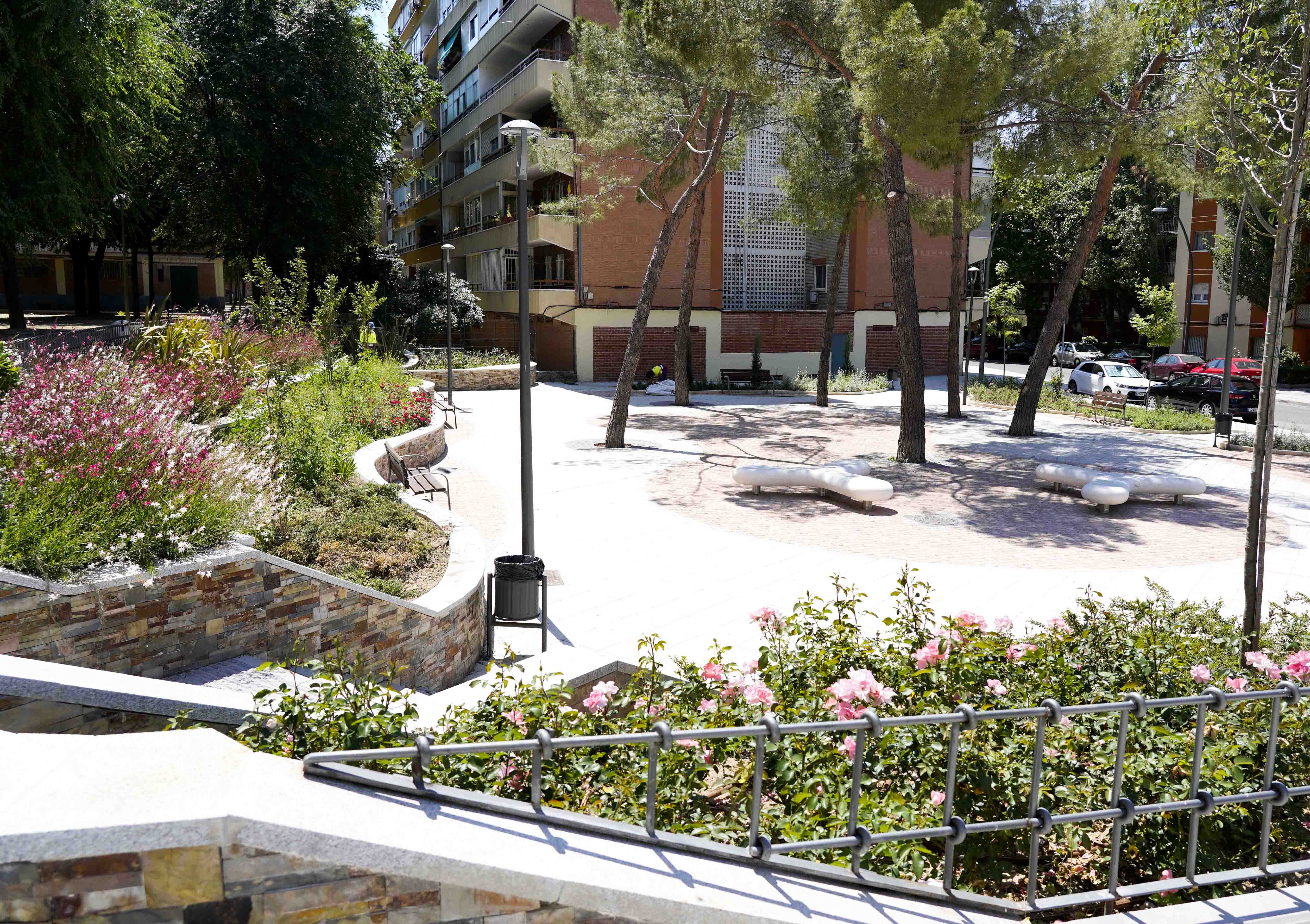 Espacio recuperado entre la calle Río Genil y Río BidasoaP