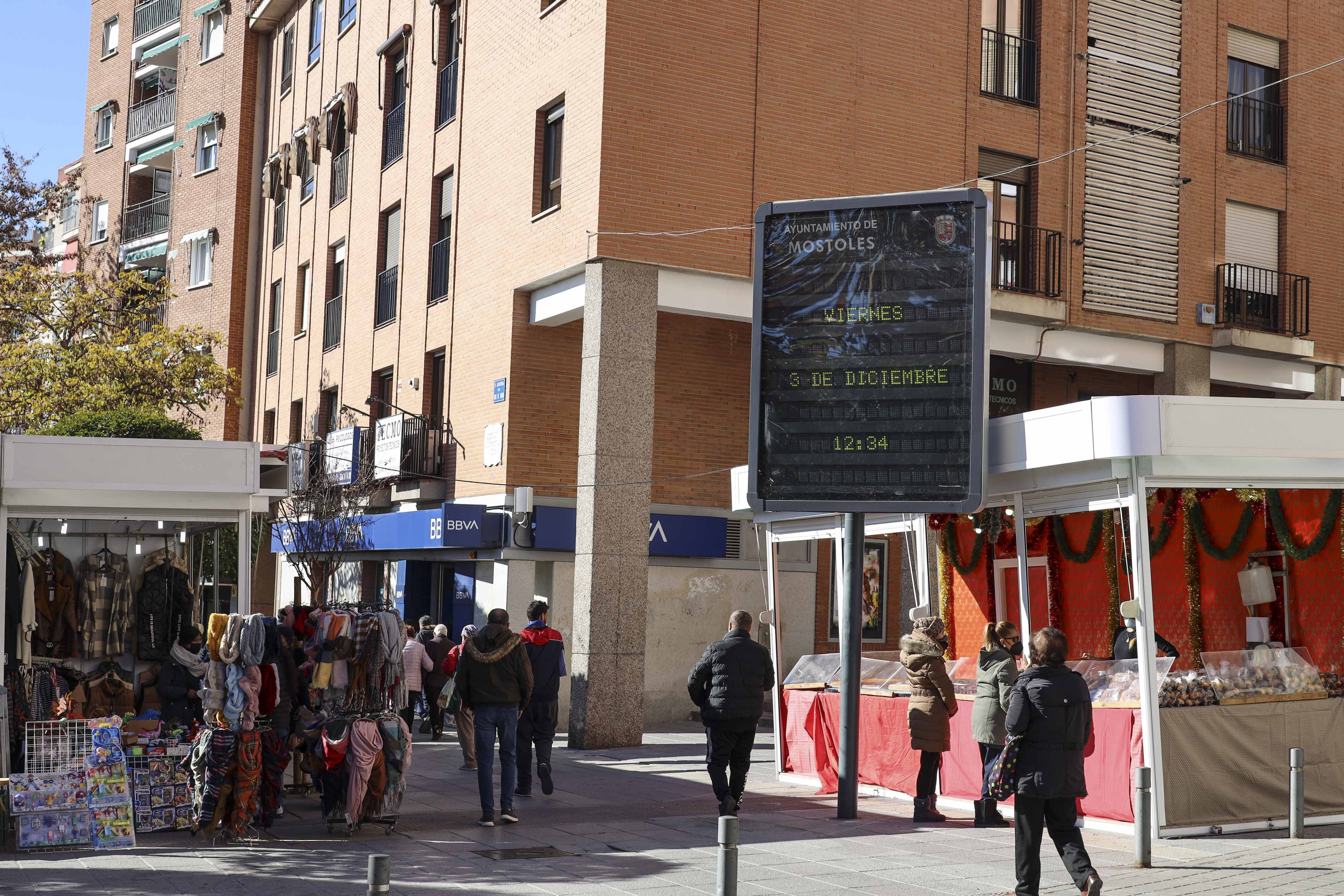 Fotos Mercadillo Navidad Arbol Pradillo_2 p