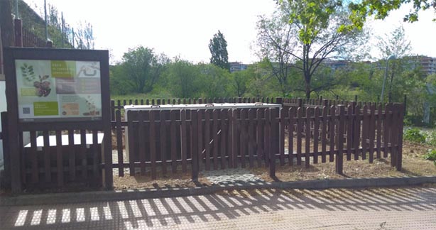 Area de compostaje comunitario - Rosales con Violeta, 12 peq