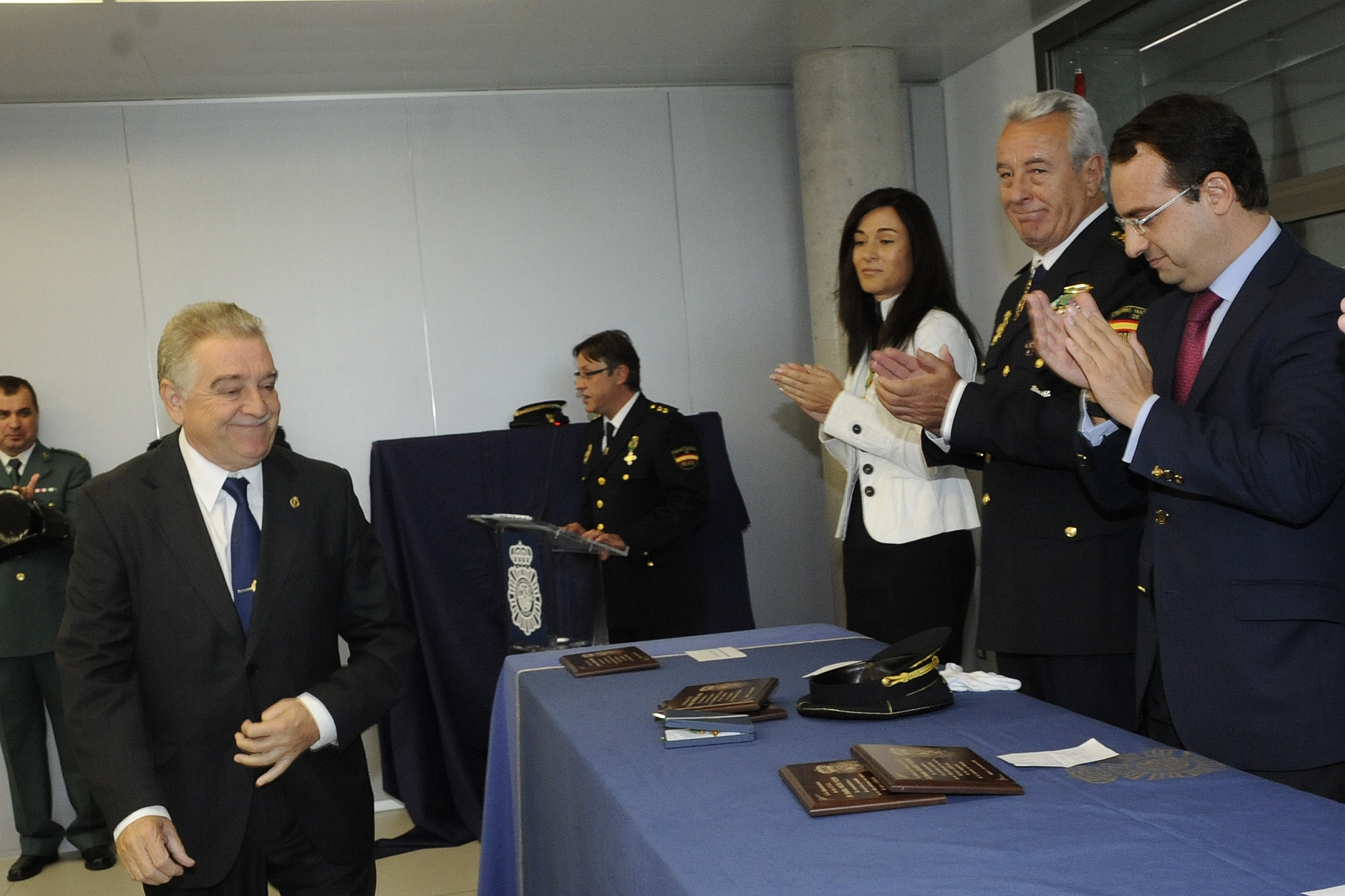 PATRÓN POLICIA NACIONAL 5