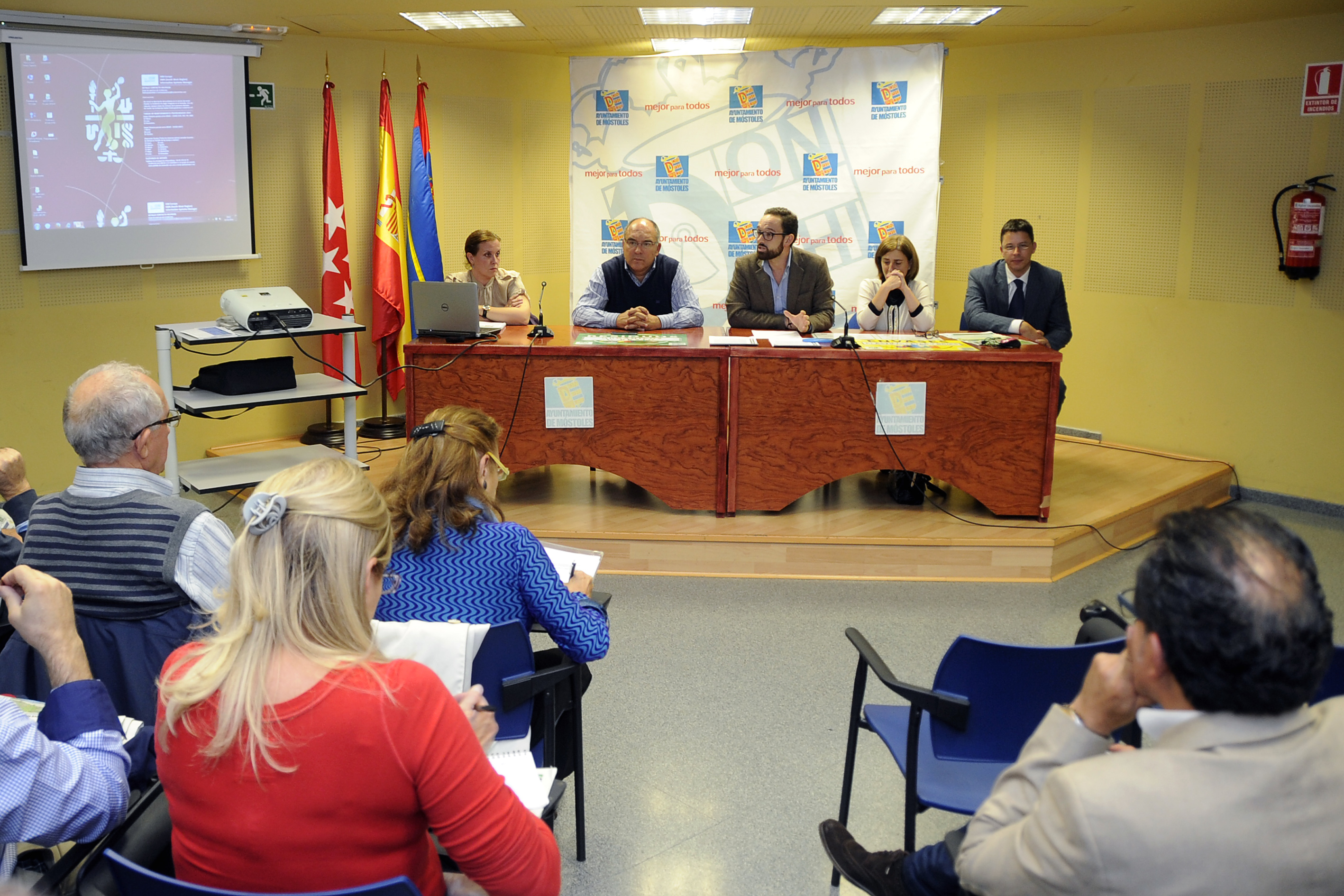 AAVV Reunión Tema Limpieza 1