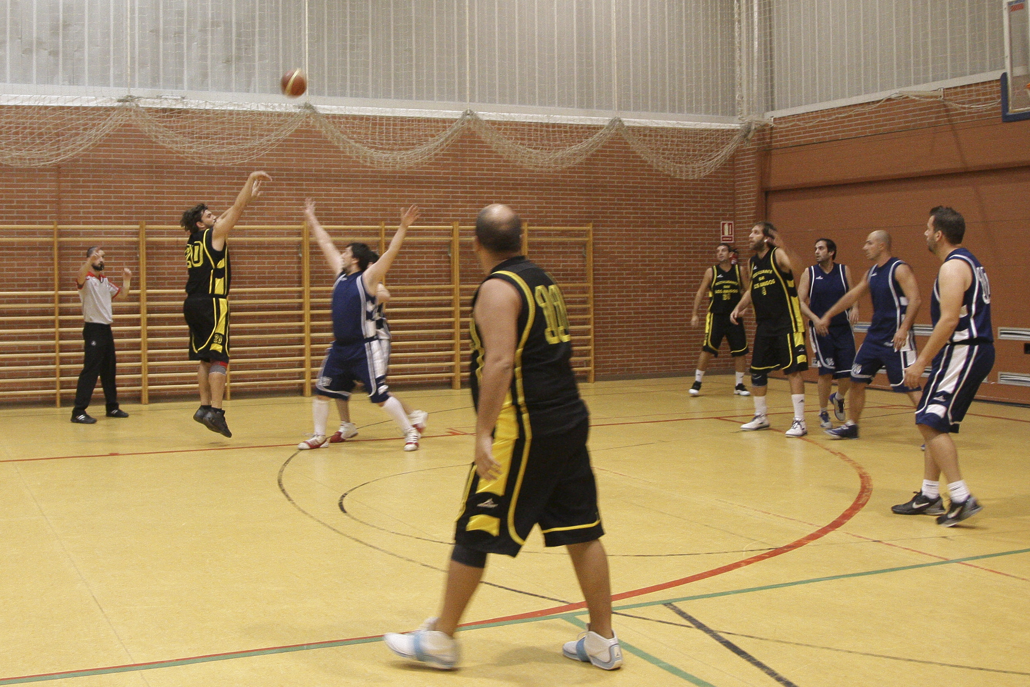 BALONCESTO MUNICIPAL 4