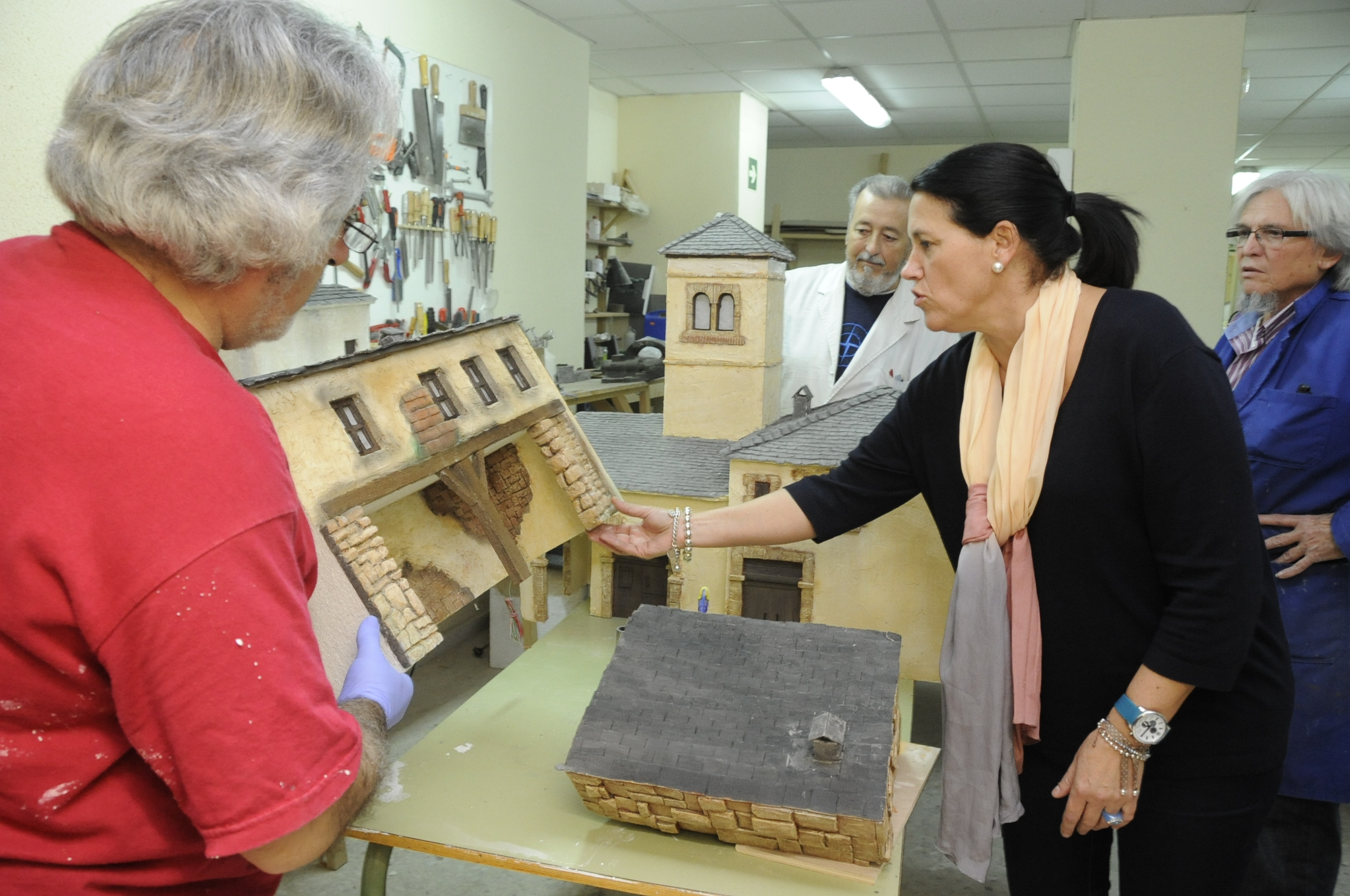 Visita Asoc HISTORICO CULTURAL 2 MAYO 2