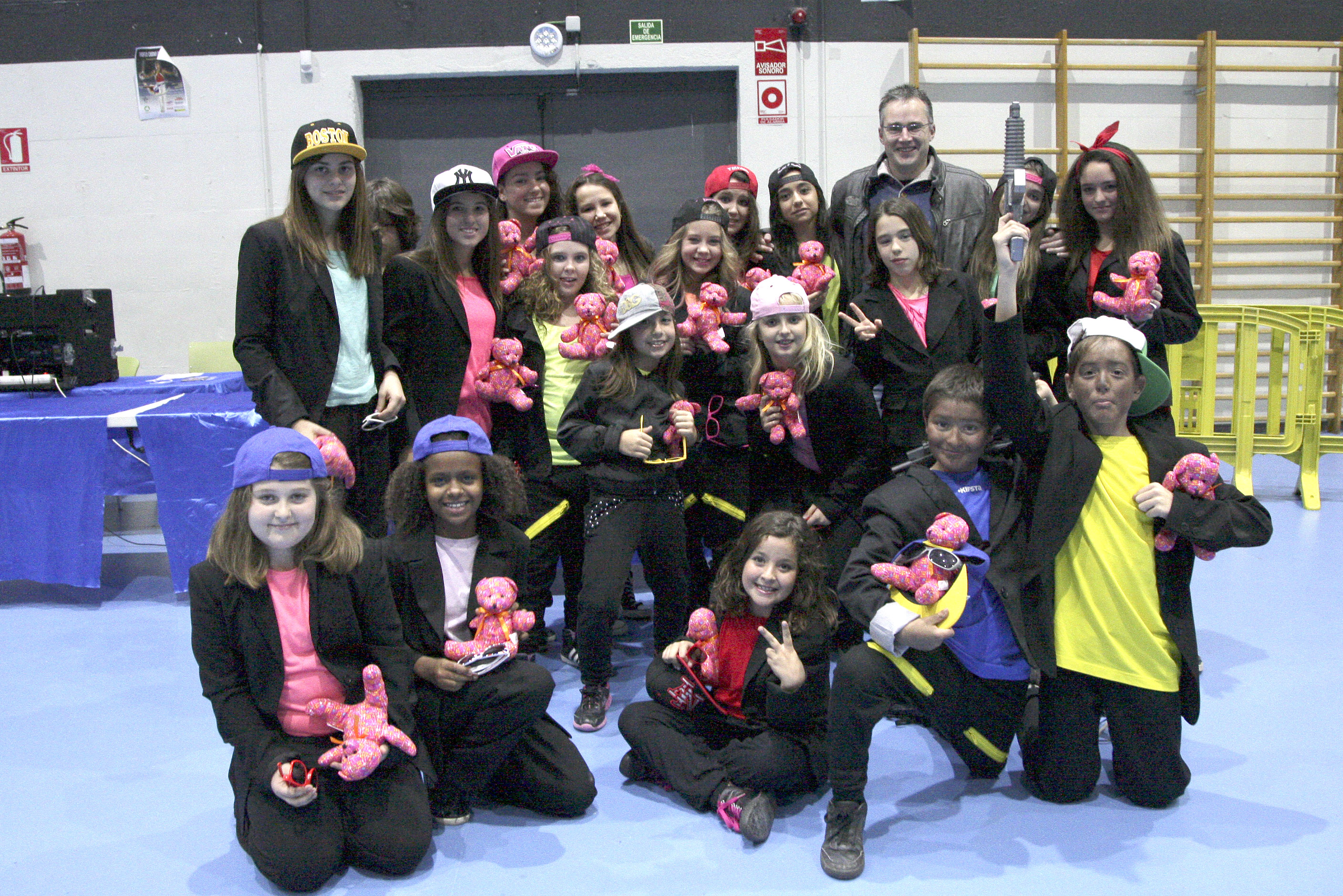 EXHIBICIÓN DE NAVIDAD DANCING DE LUXE 2