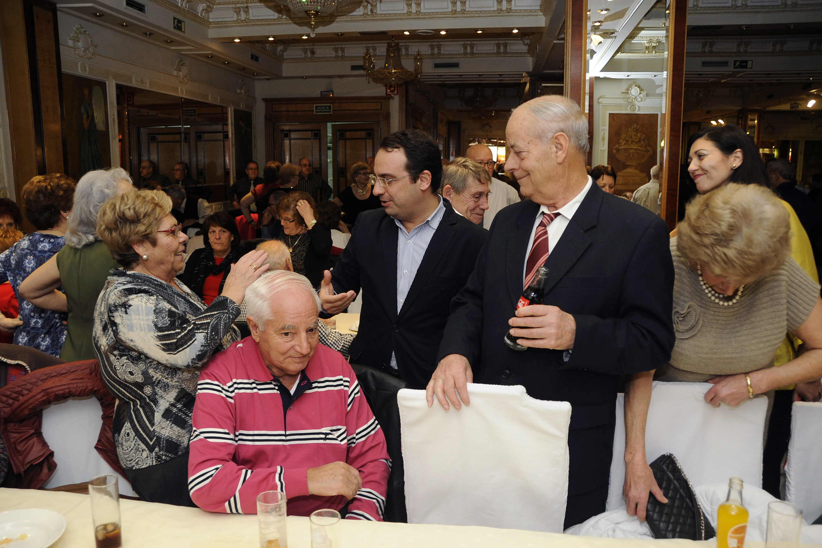 Baile Mayores Navidad 5