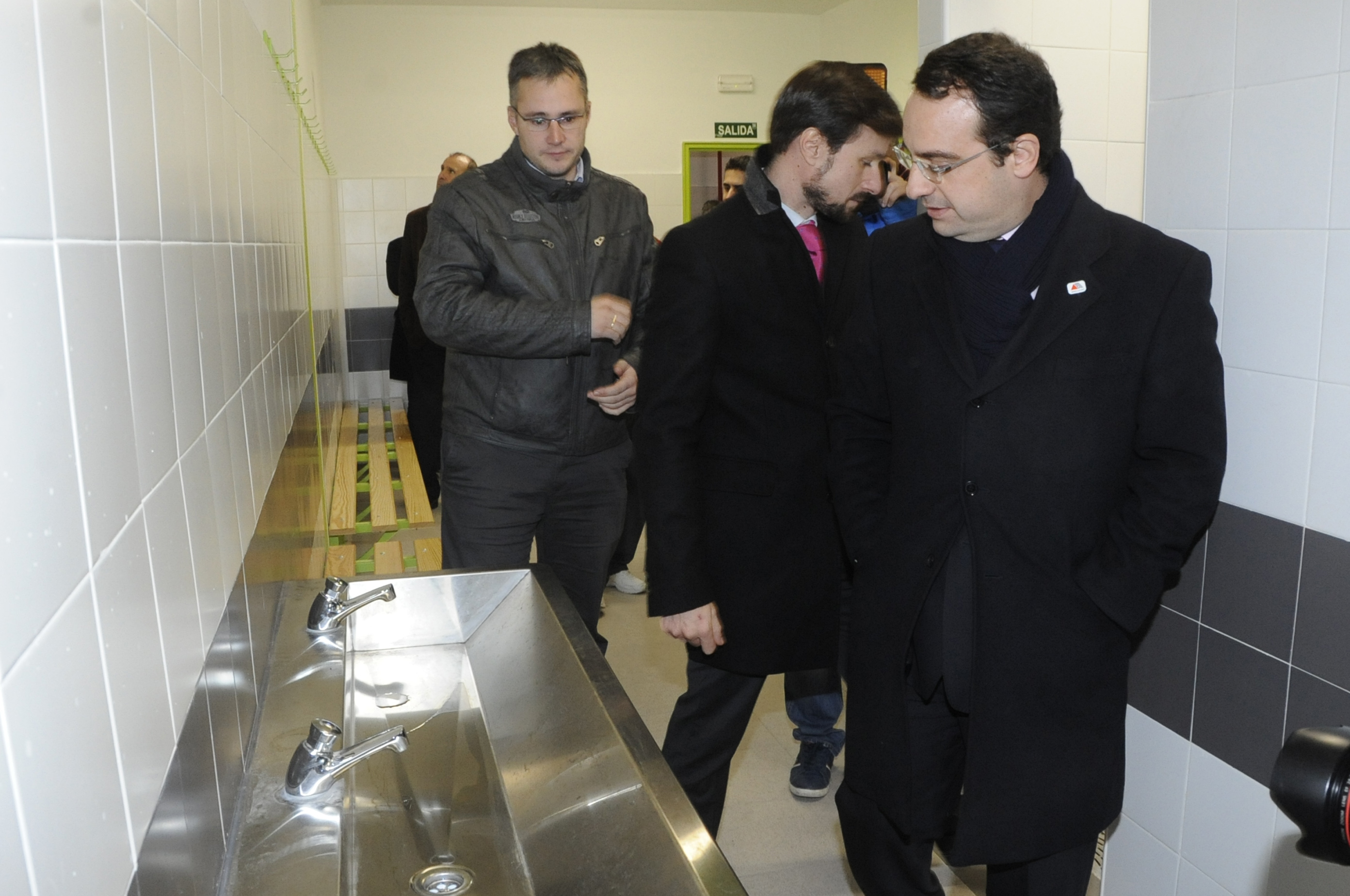 PRESENTACION VESTUARIOS 3