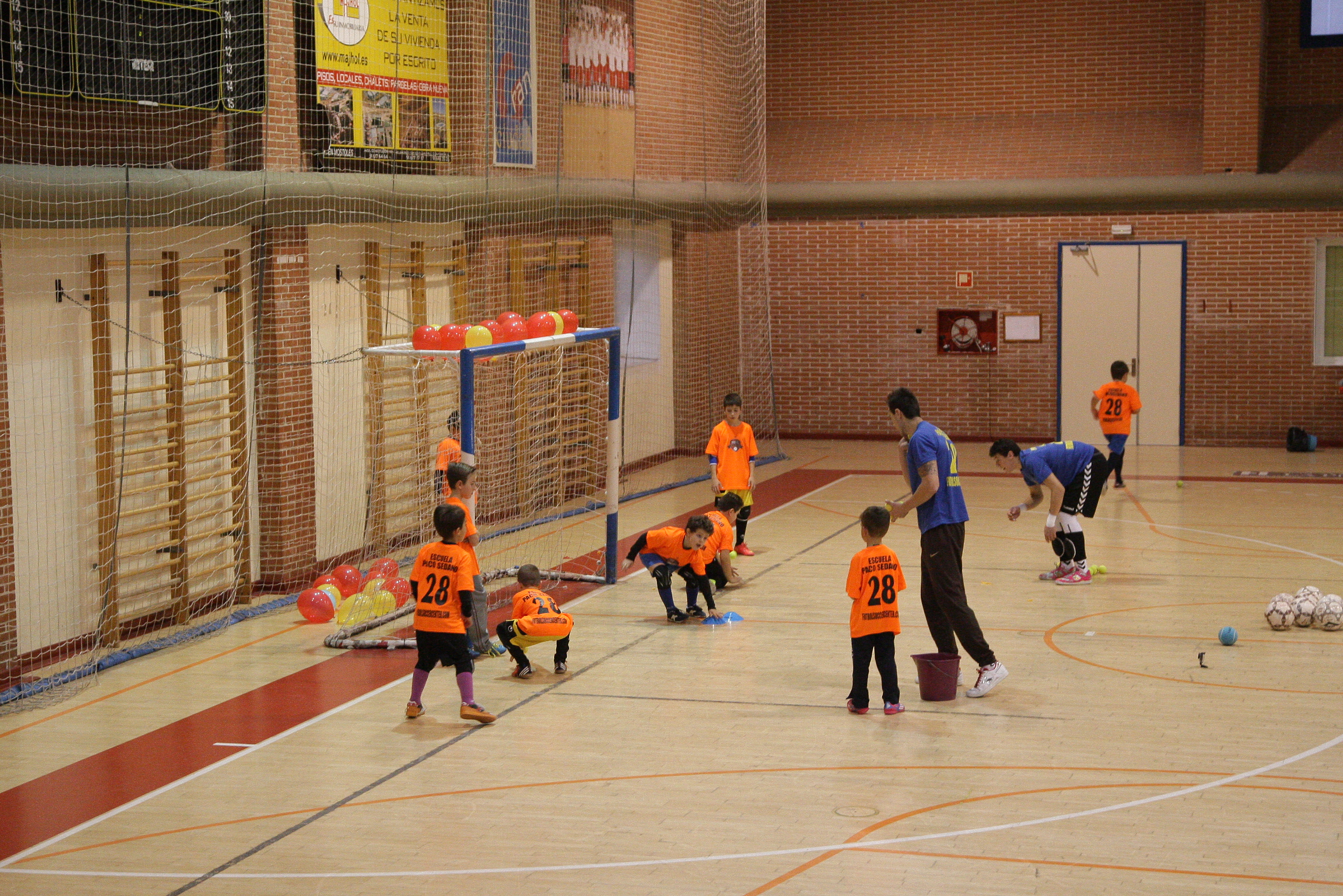 ESCUELA DE PORTEROS PACO SEDANO 8