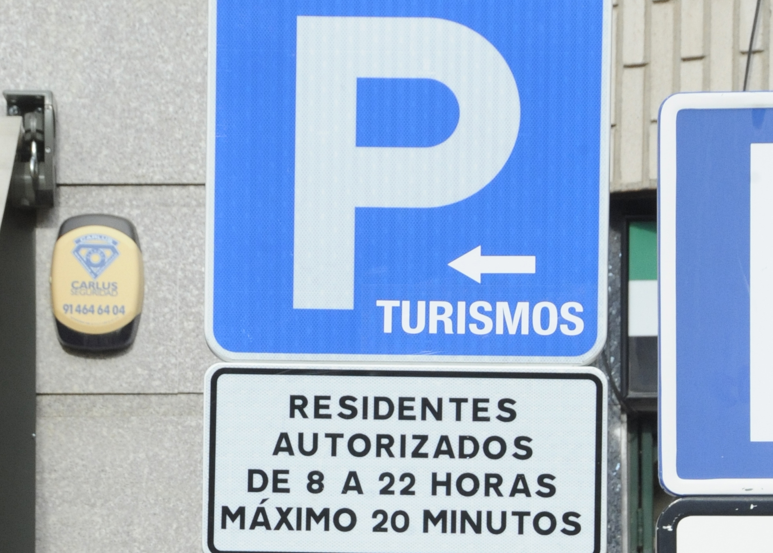 TARJETA RESIDENTES 1