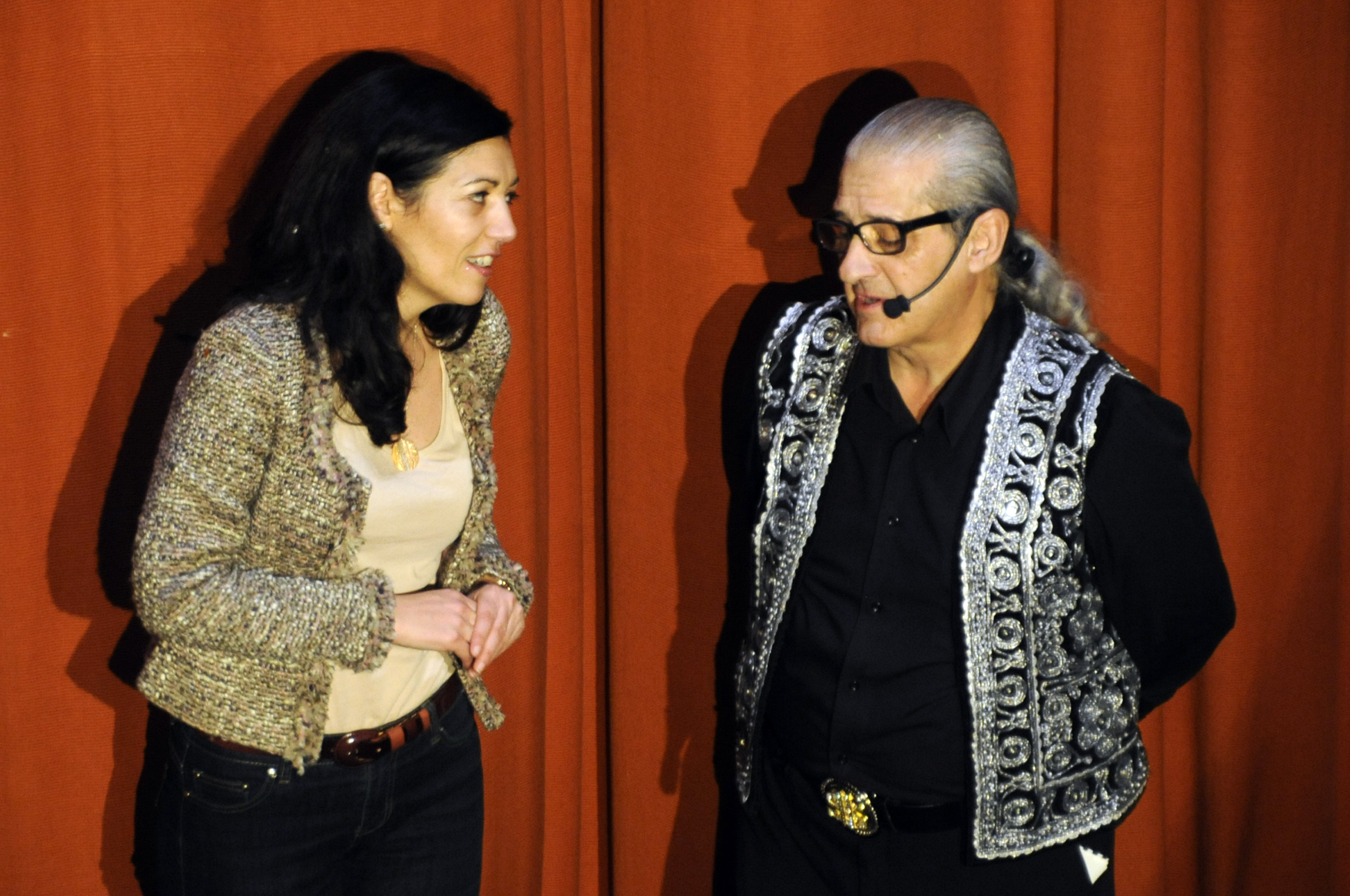 GALA SOLIDARIA MAGIA 4