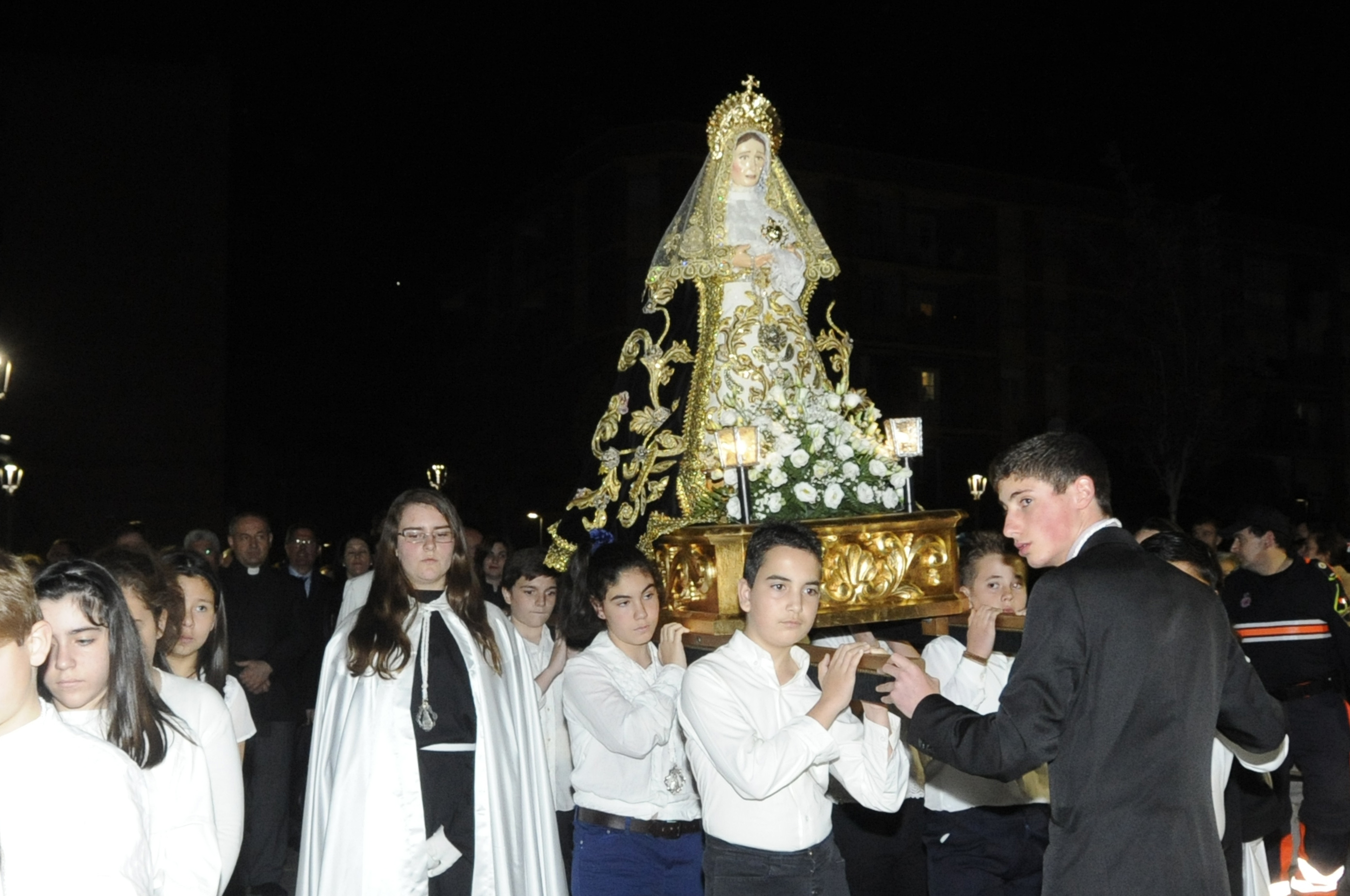 Misa y Procesión Infantil 12