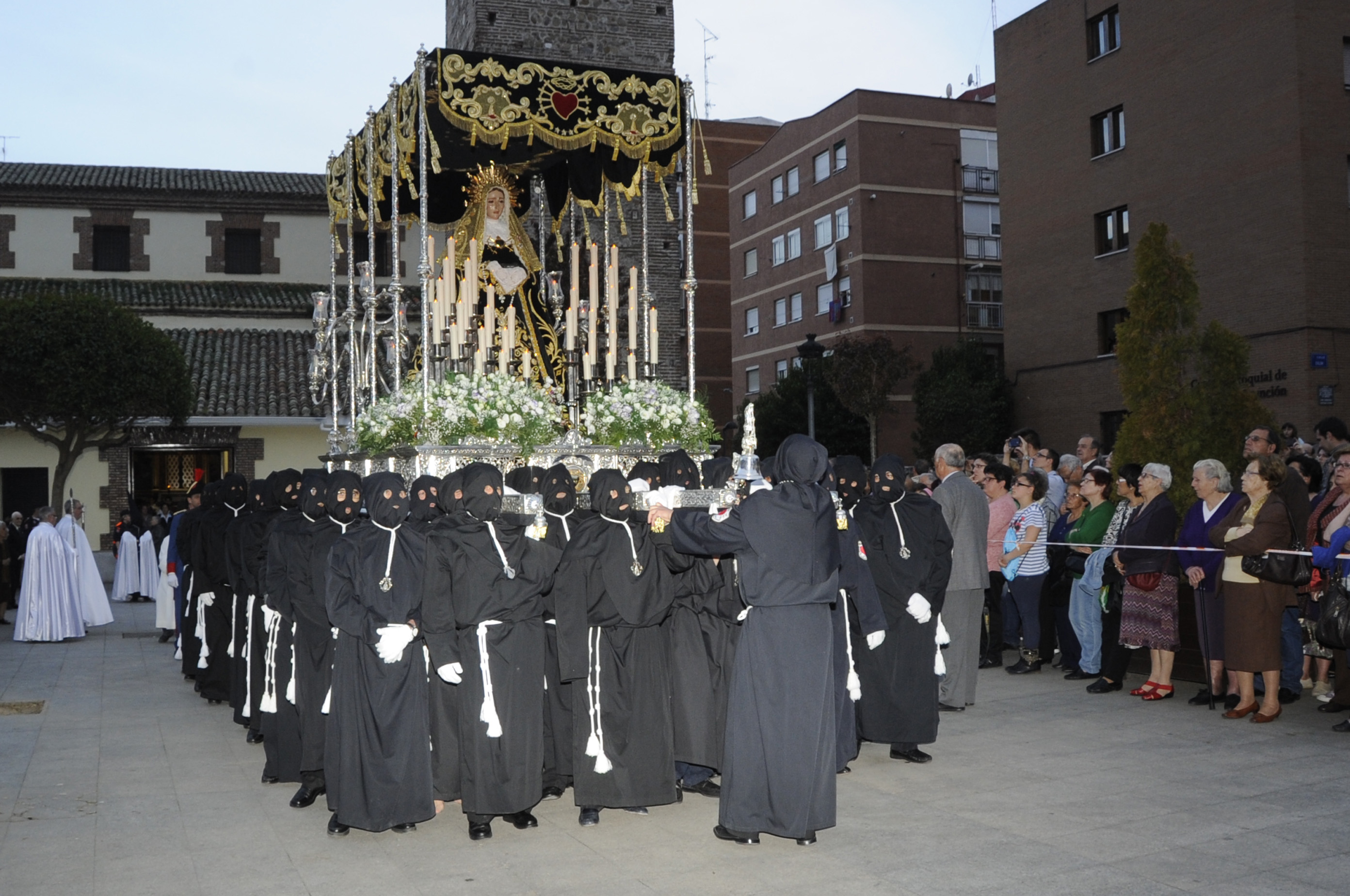 PROCESION MAYOR Viernes Santo 27
