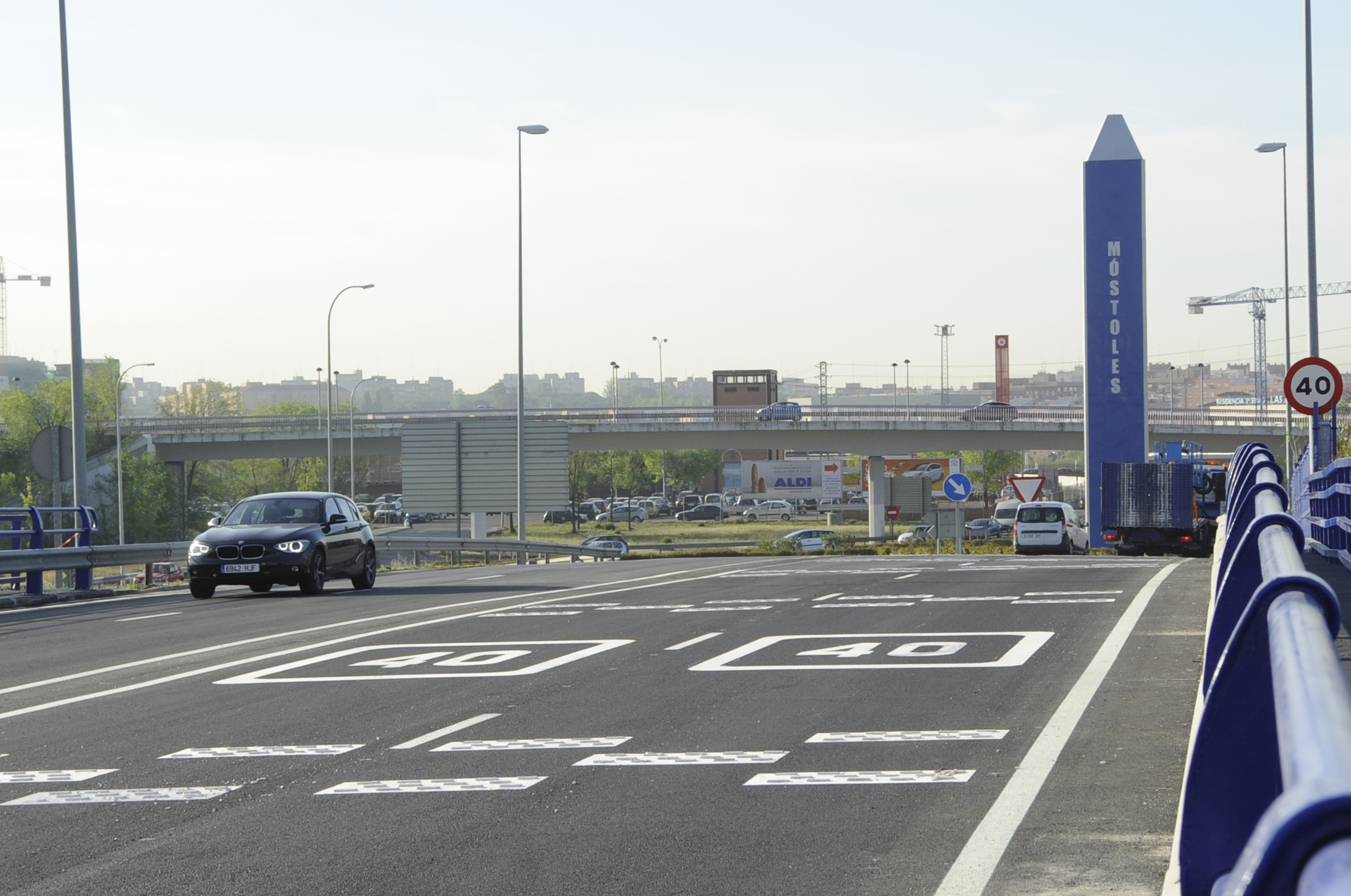 APERTURA PASO ELEVADO M-856 1