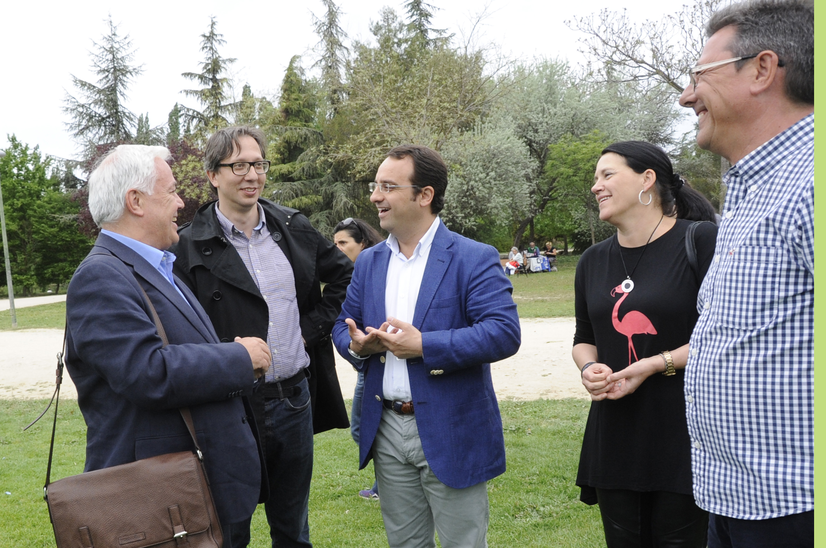 Mostoleños disfrutan con hinchable 7