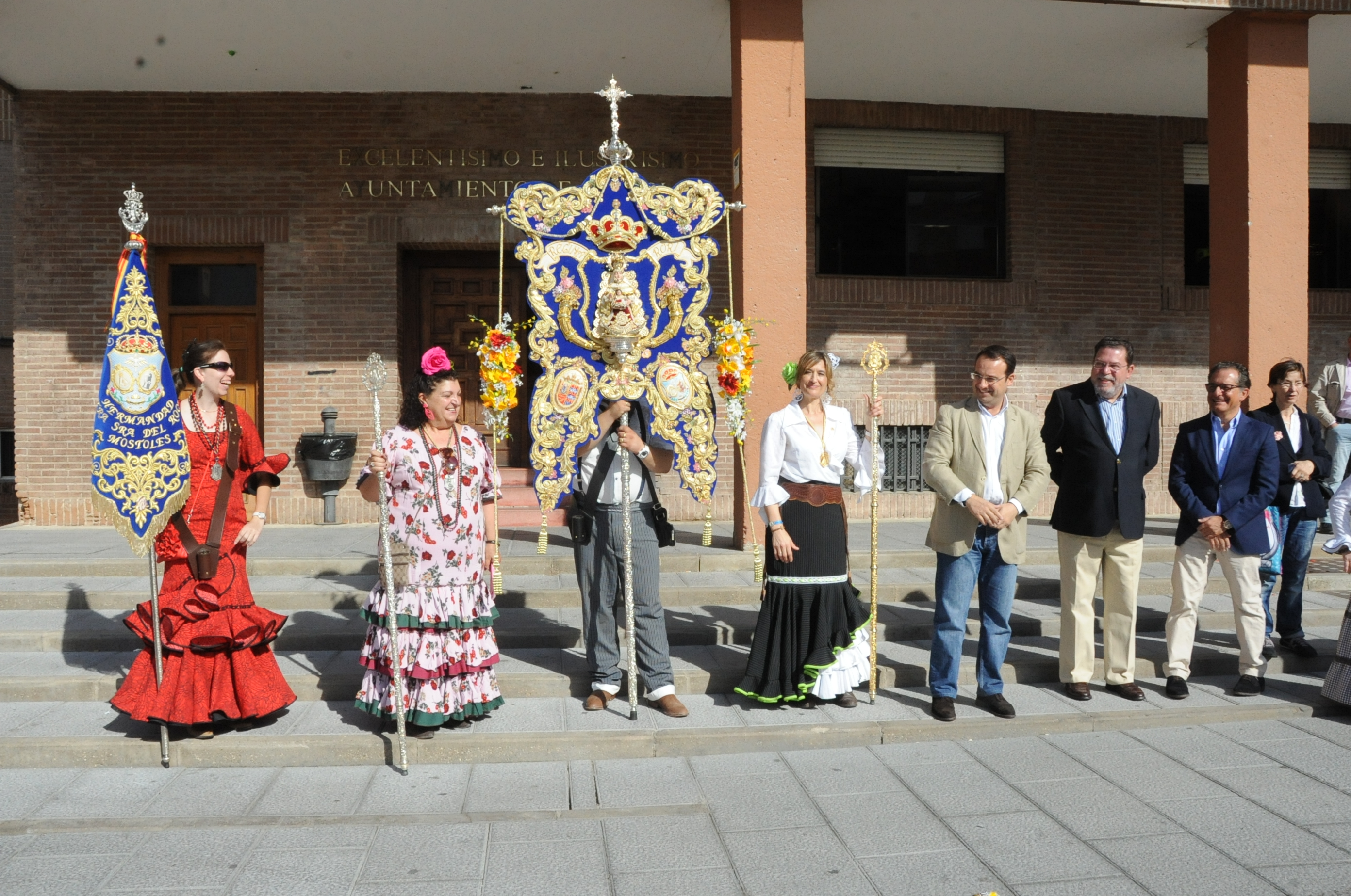 Recibimiento en ayto Hermandad Rocio 9