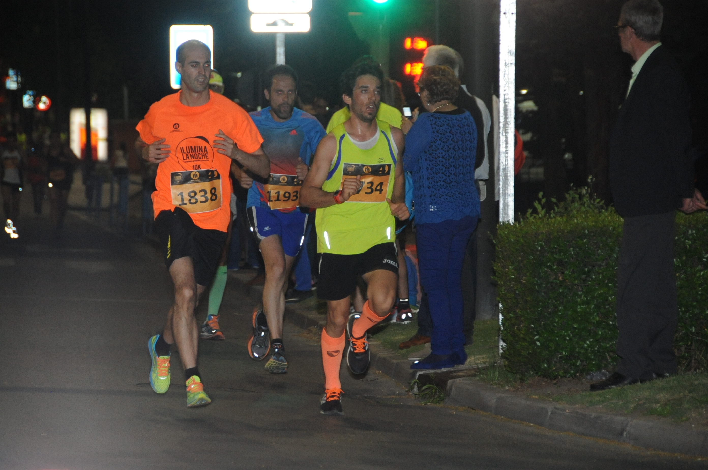 Carrera Ilumina la noche 21