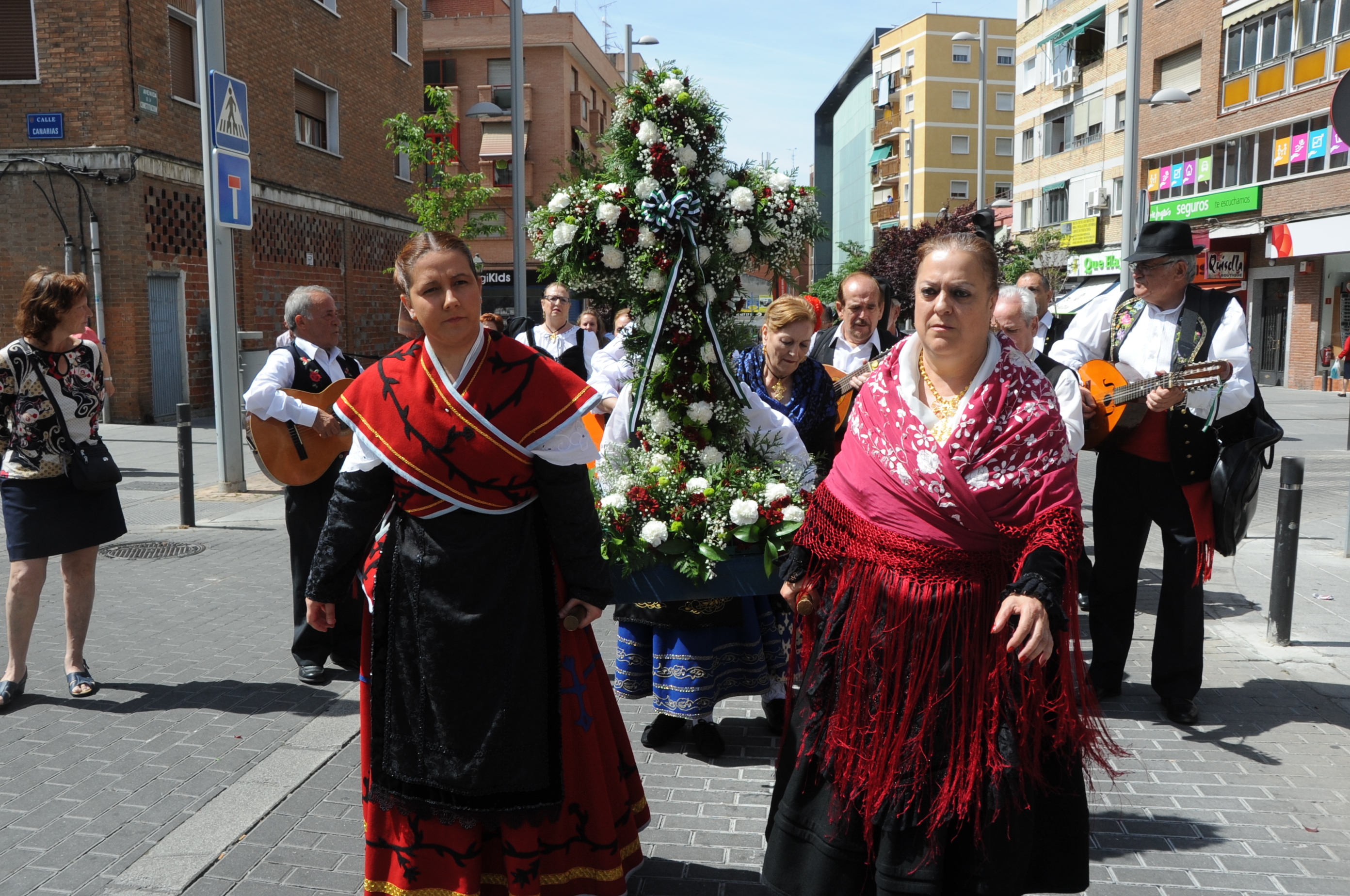 Procesion Cruces Mayo 7