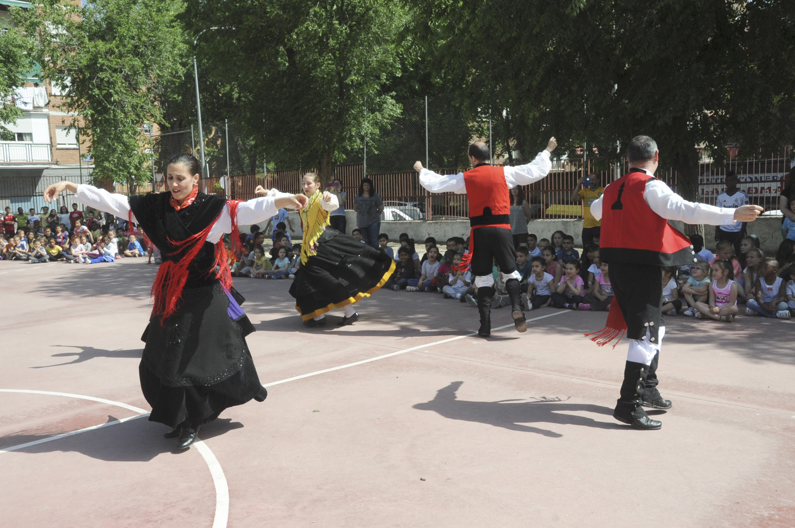 Dia Galicia CEIP Andrés Torrejón 147p