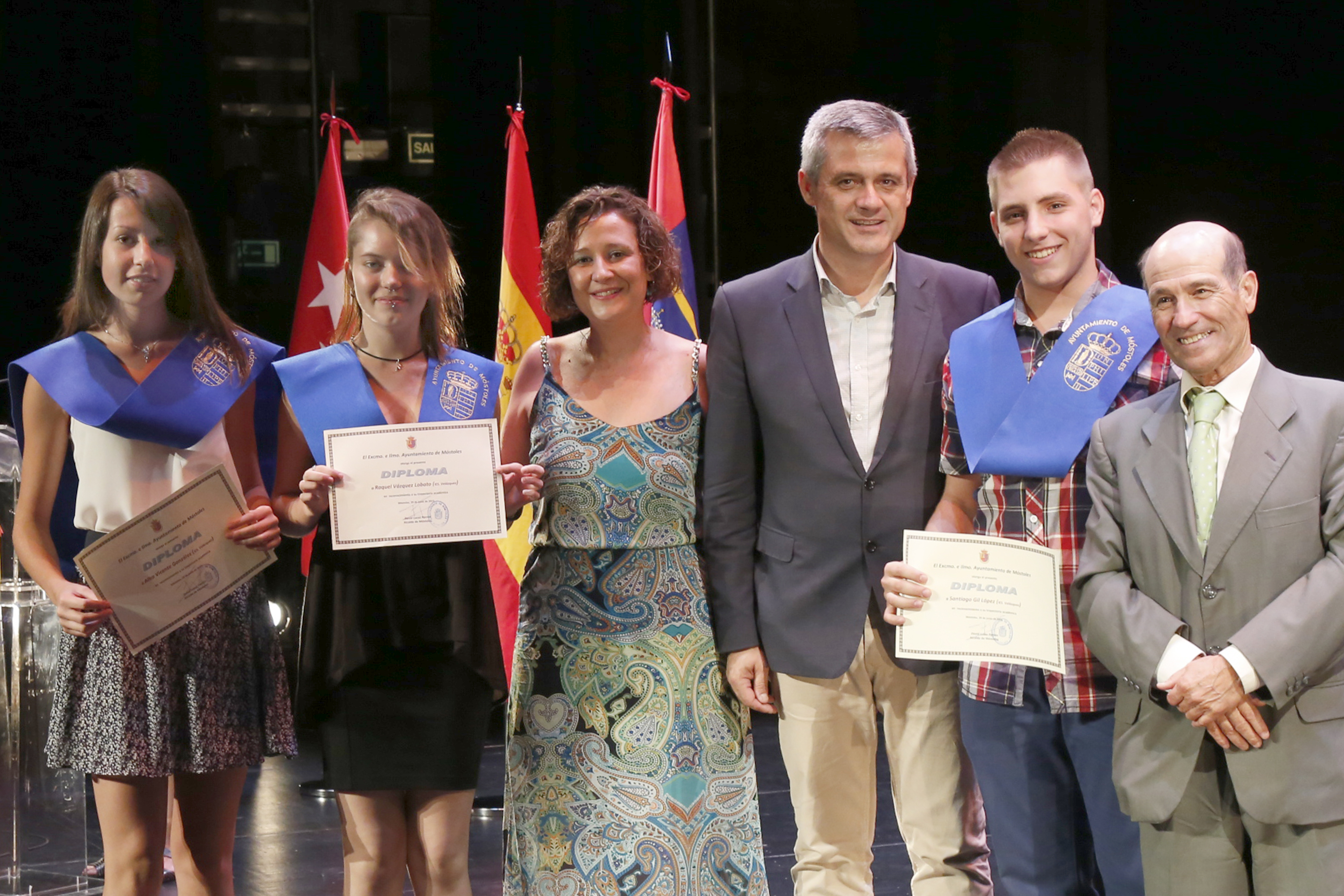 Reconocimiento alumnos excelentes 4