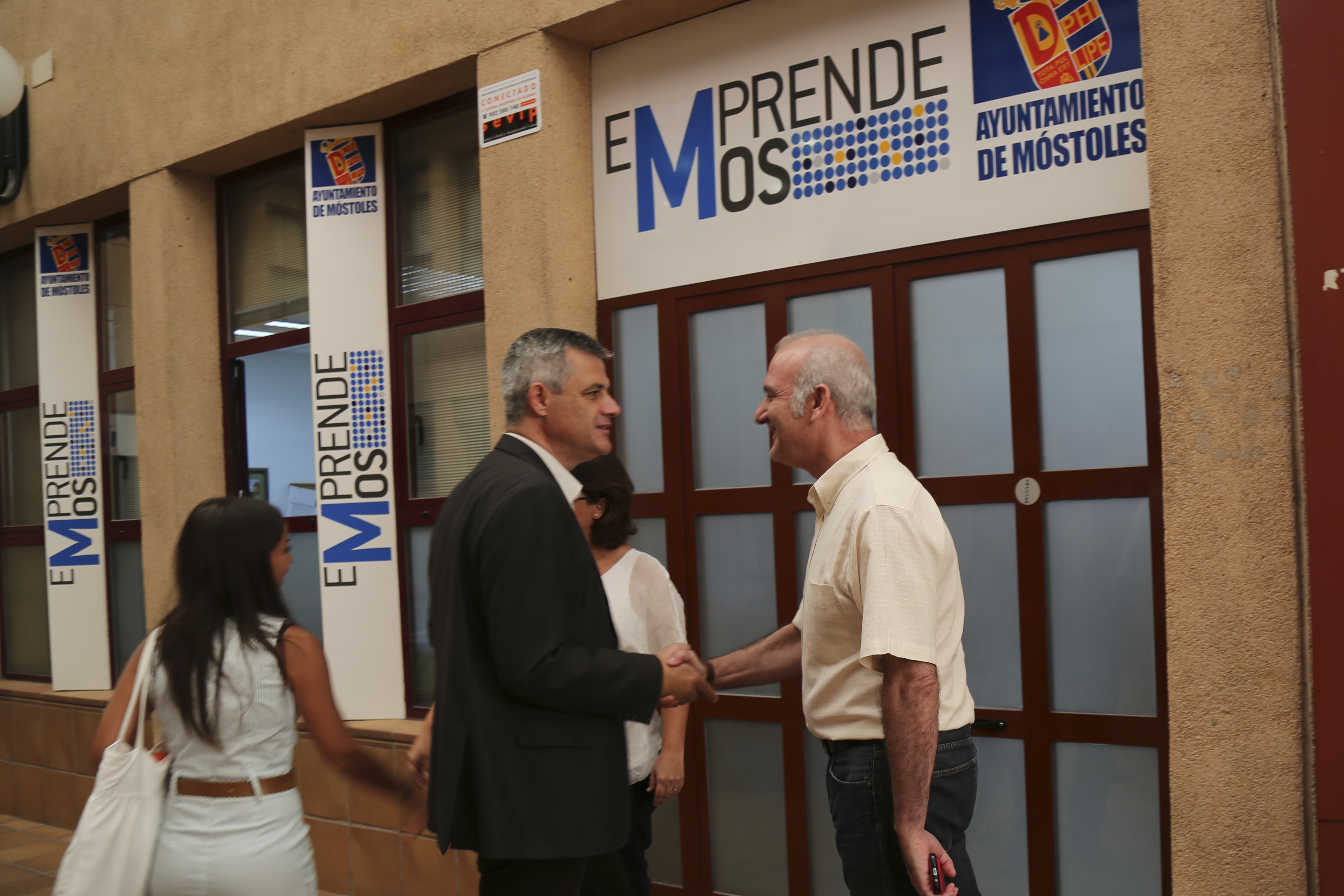 Alcalde visita a EMPESA 1