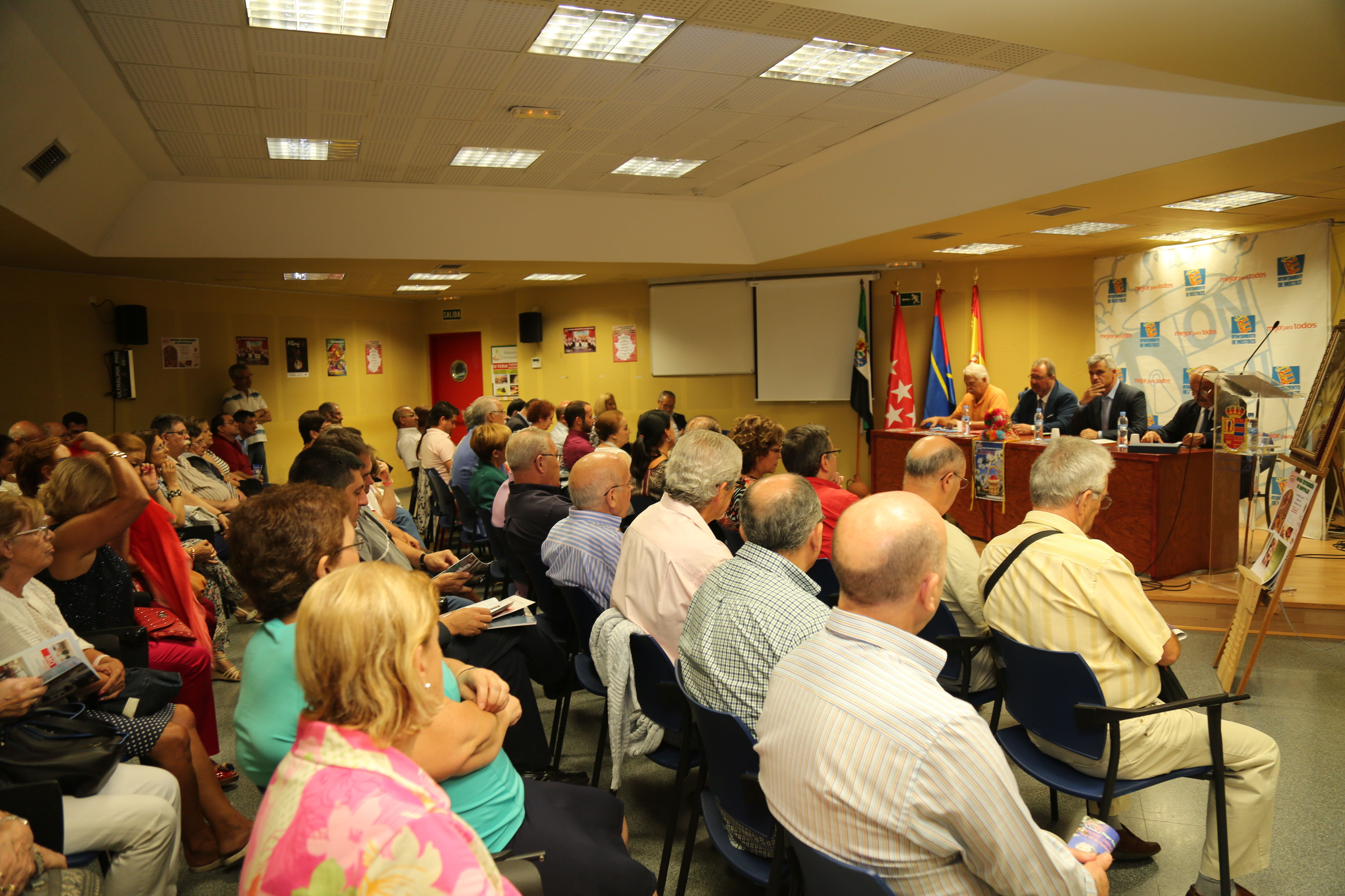 Inauguracion Semana Cultural Hogar Extremeño 5