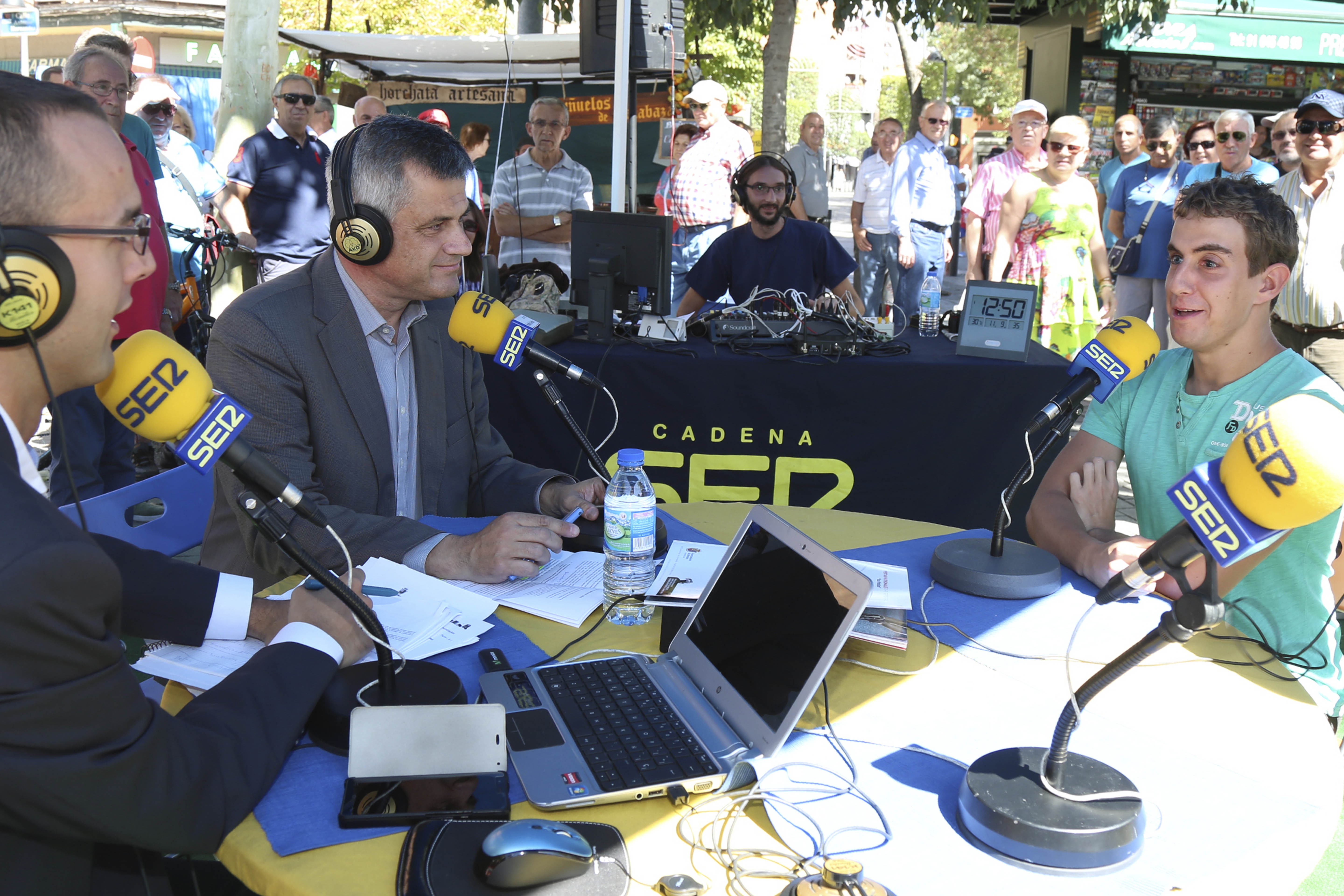 Alcalde desea felices fiestas a los vecinos