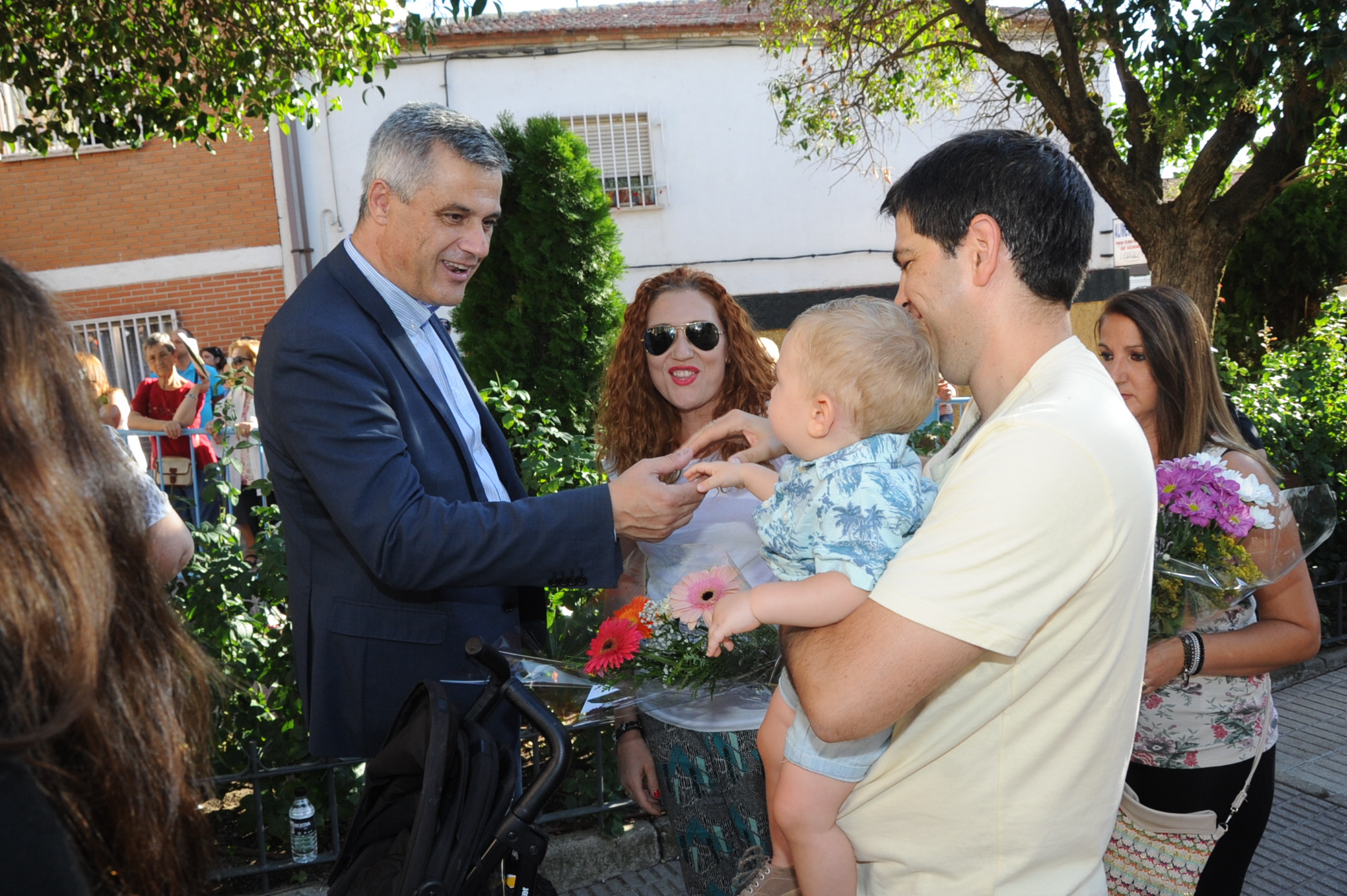 Ofrenda a la Virgen 3
