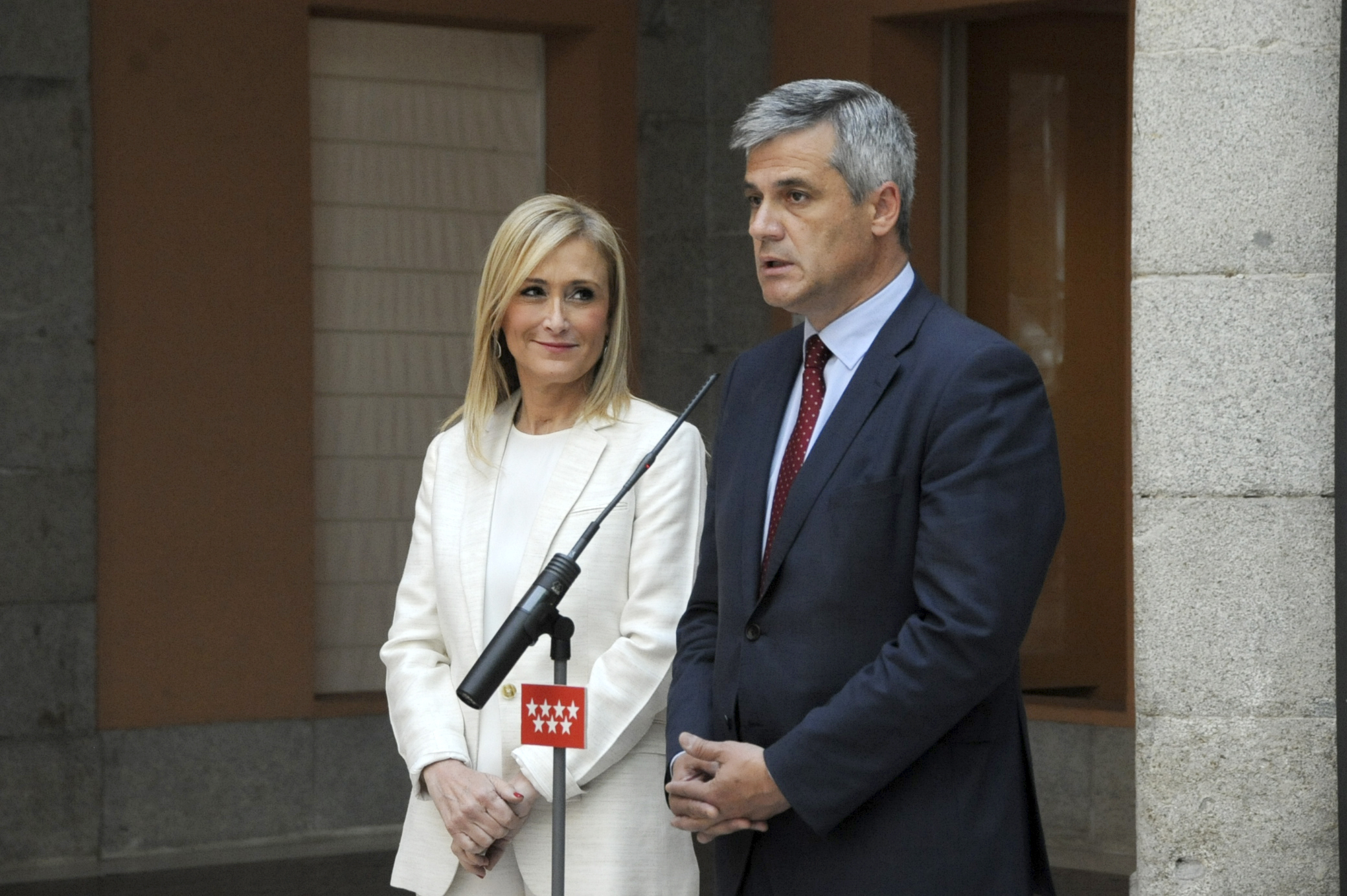 Encuentro Alcalde y Presidenta CAM 5