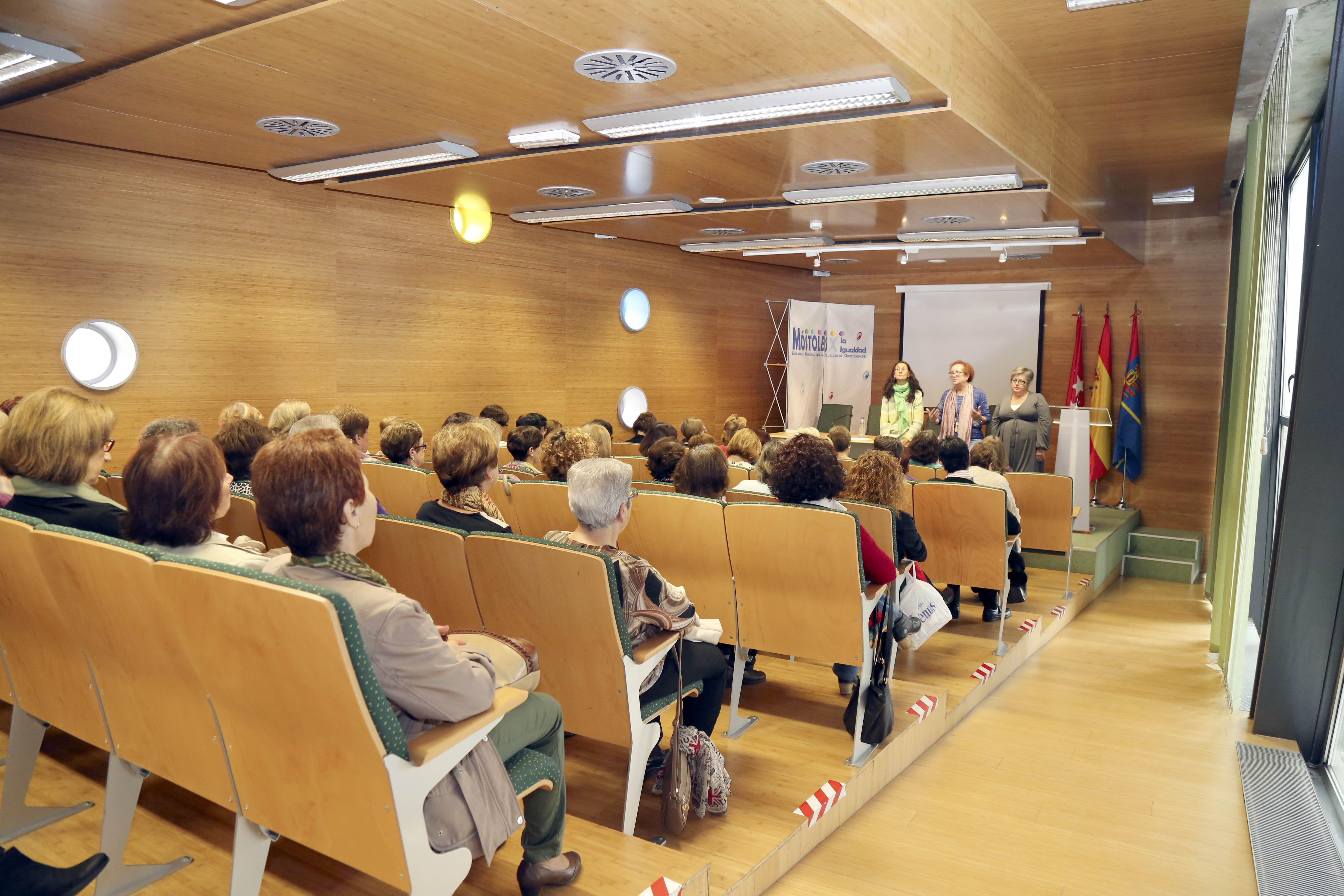 Conferencia en Igualdad 4