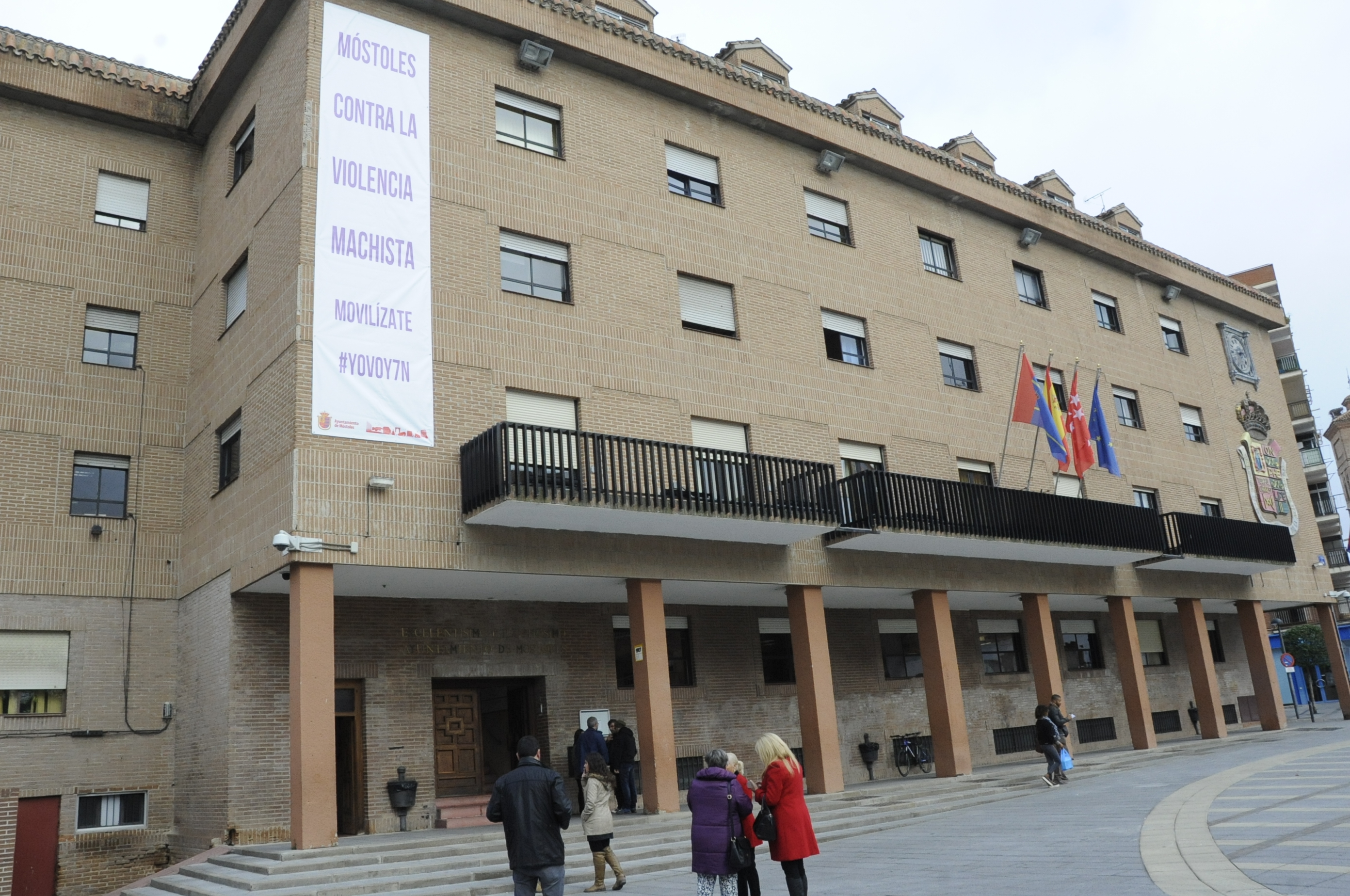 Cartel contra violencia machista 1