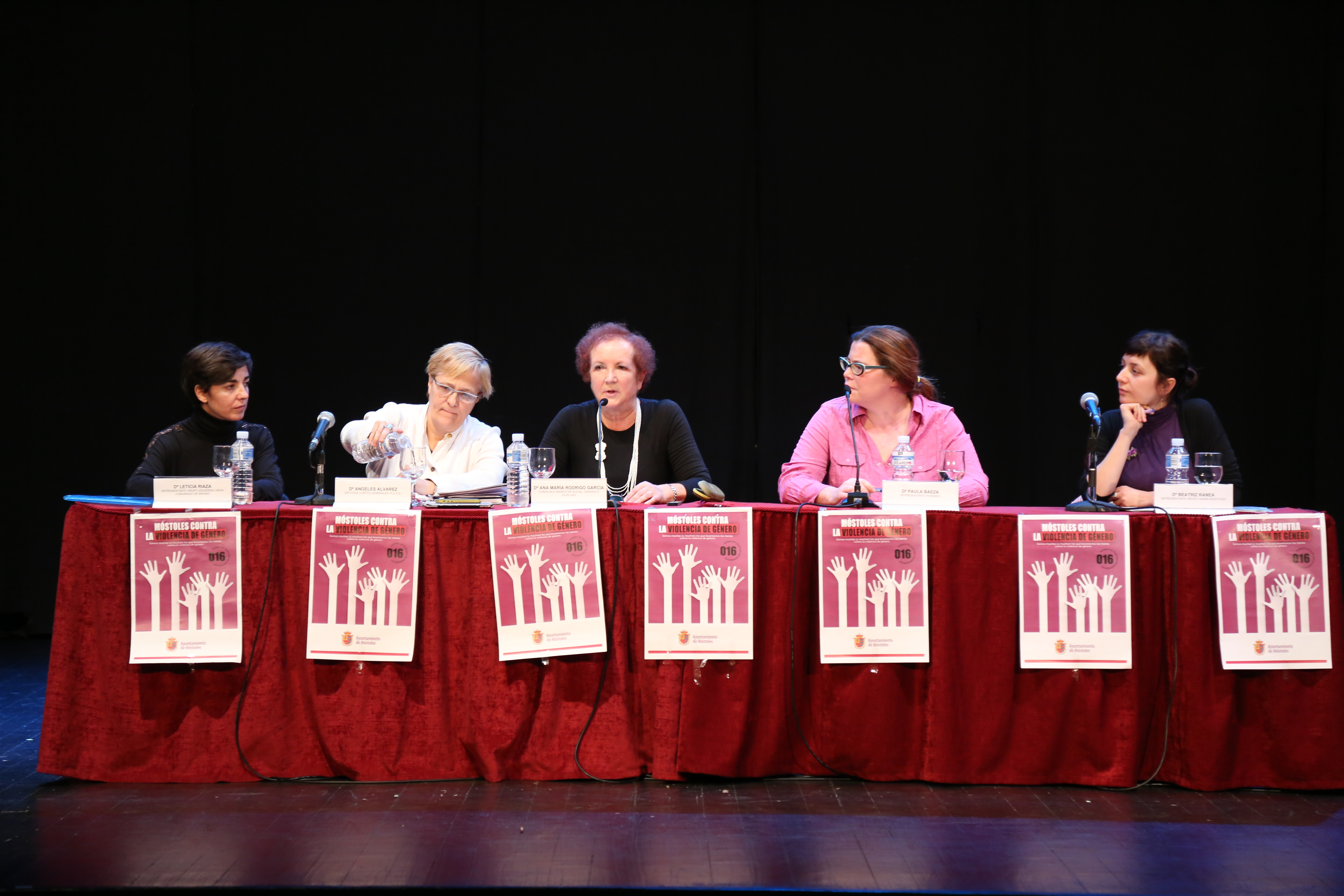 Mesa violencia genero 6