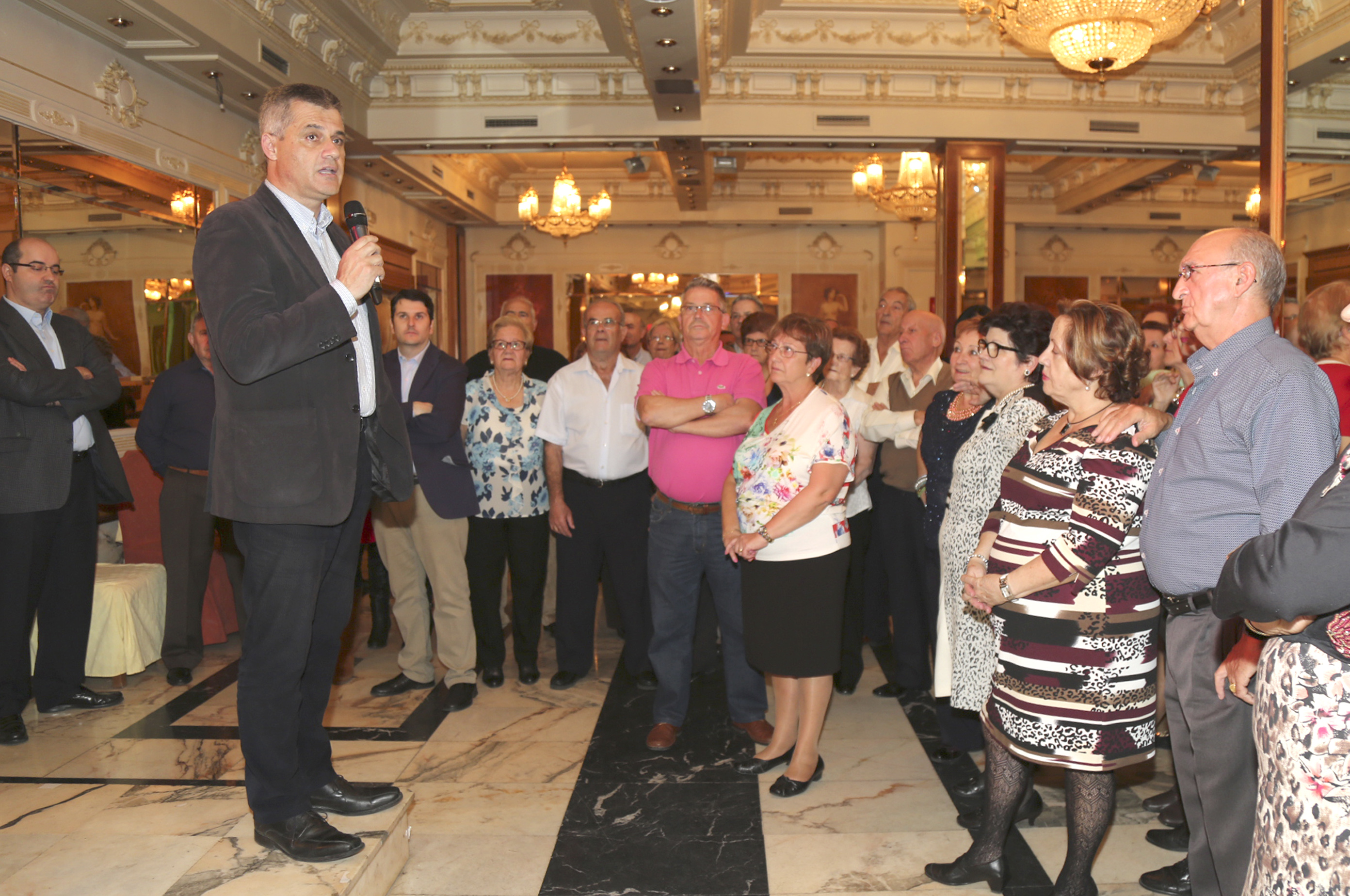 Baile navidad de mayores 11