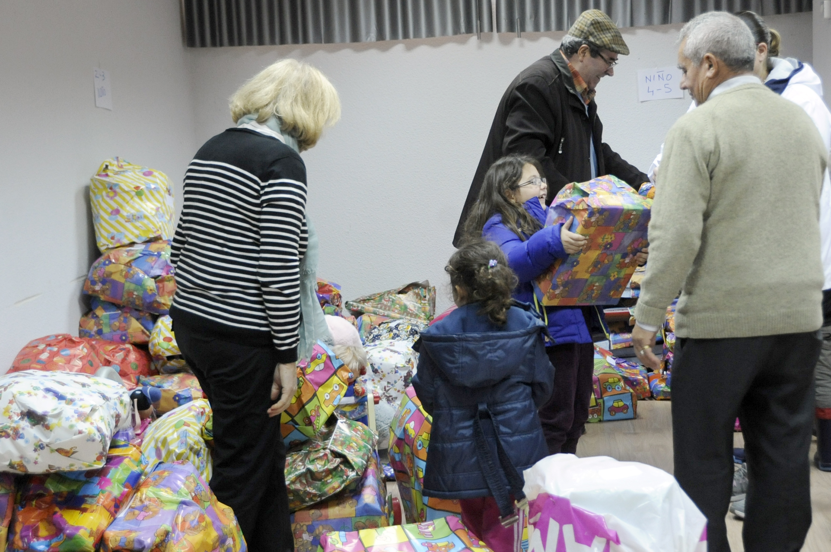 ENTREGA DE JUGUETES 16