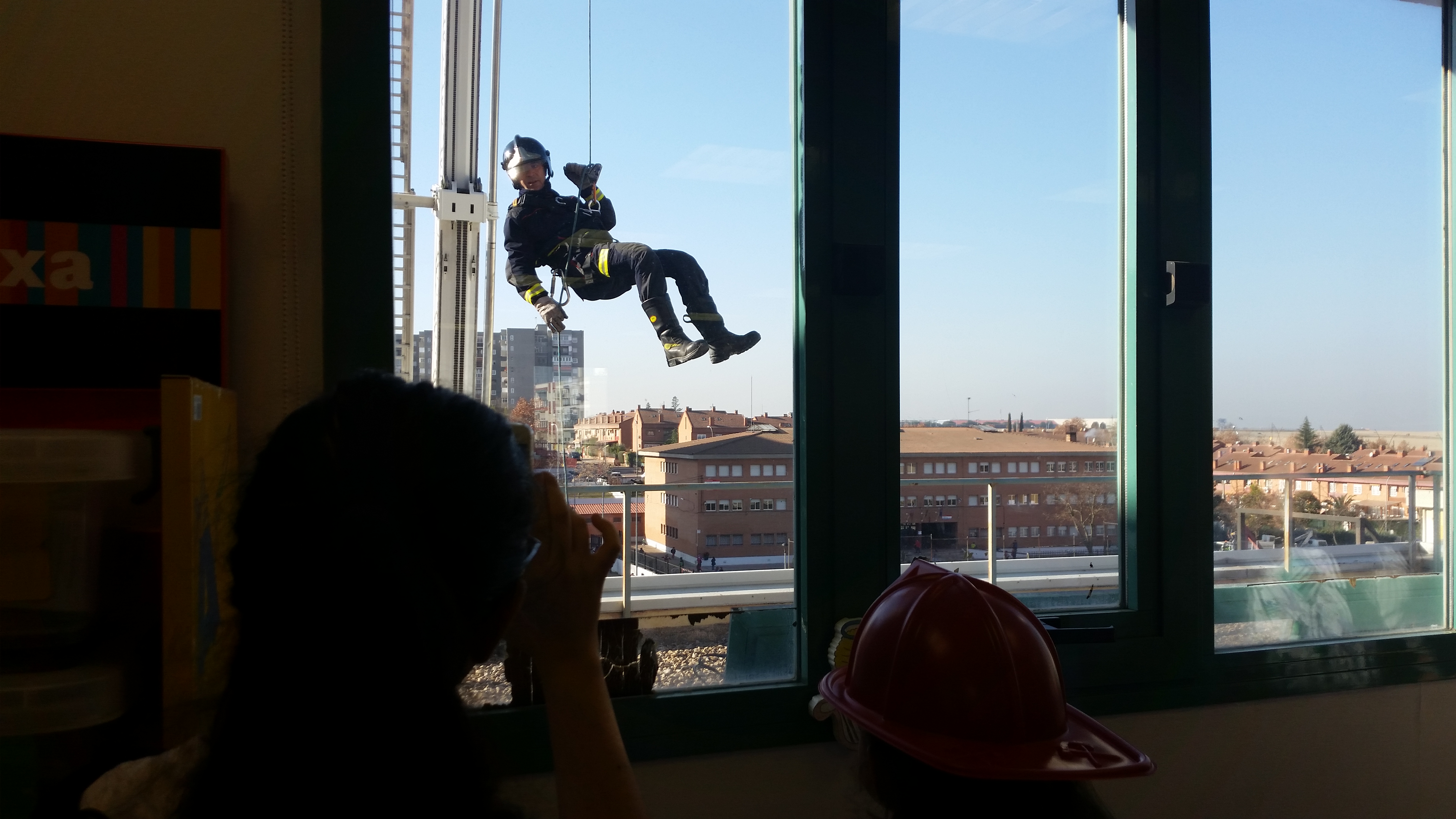 Bomberos en hospital 2