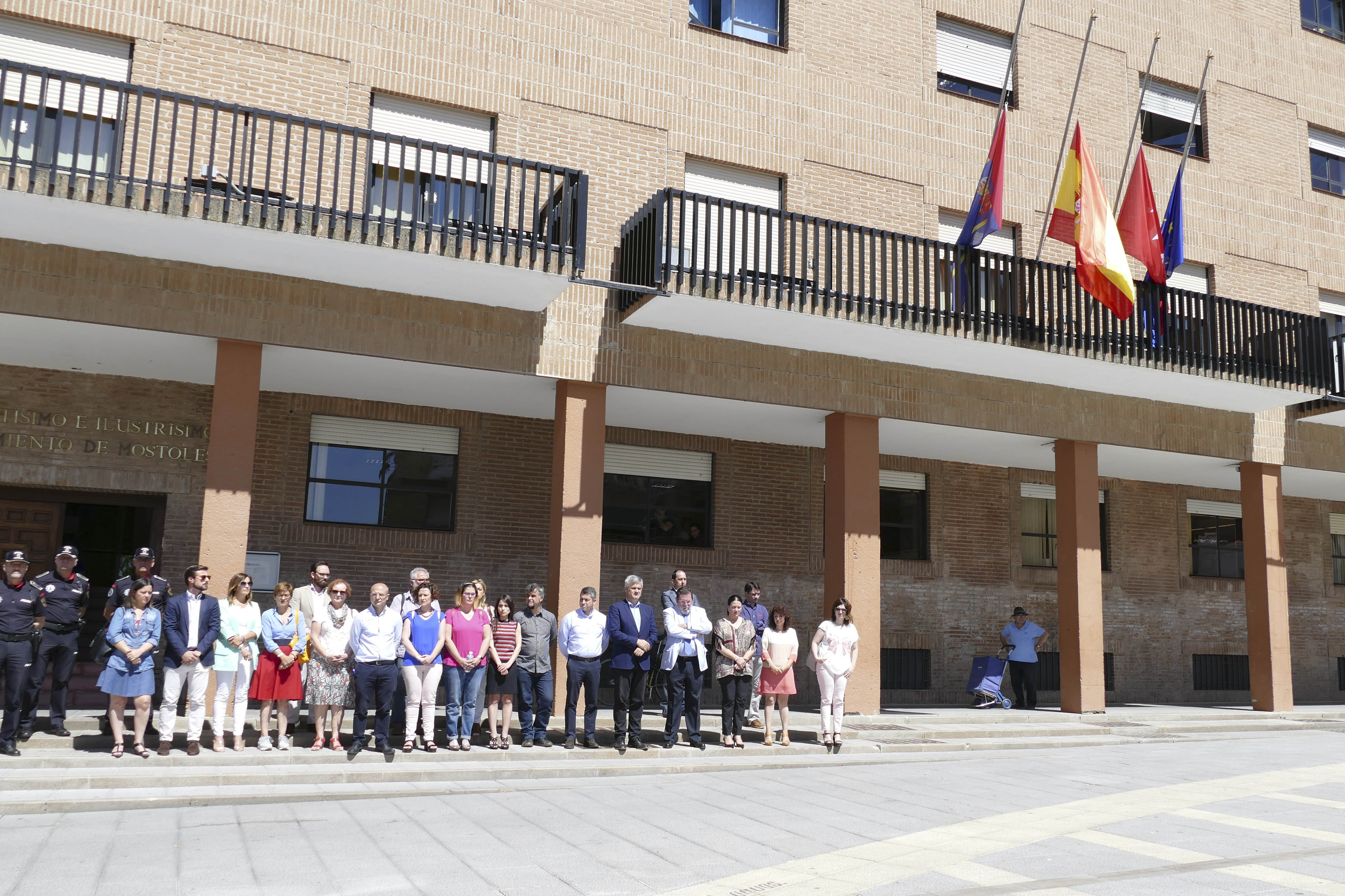 Minuto silencio Atentado de Londres 1